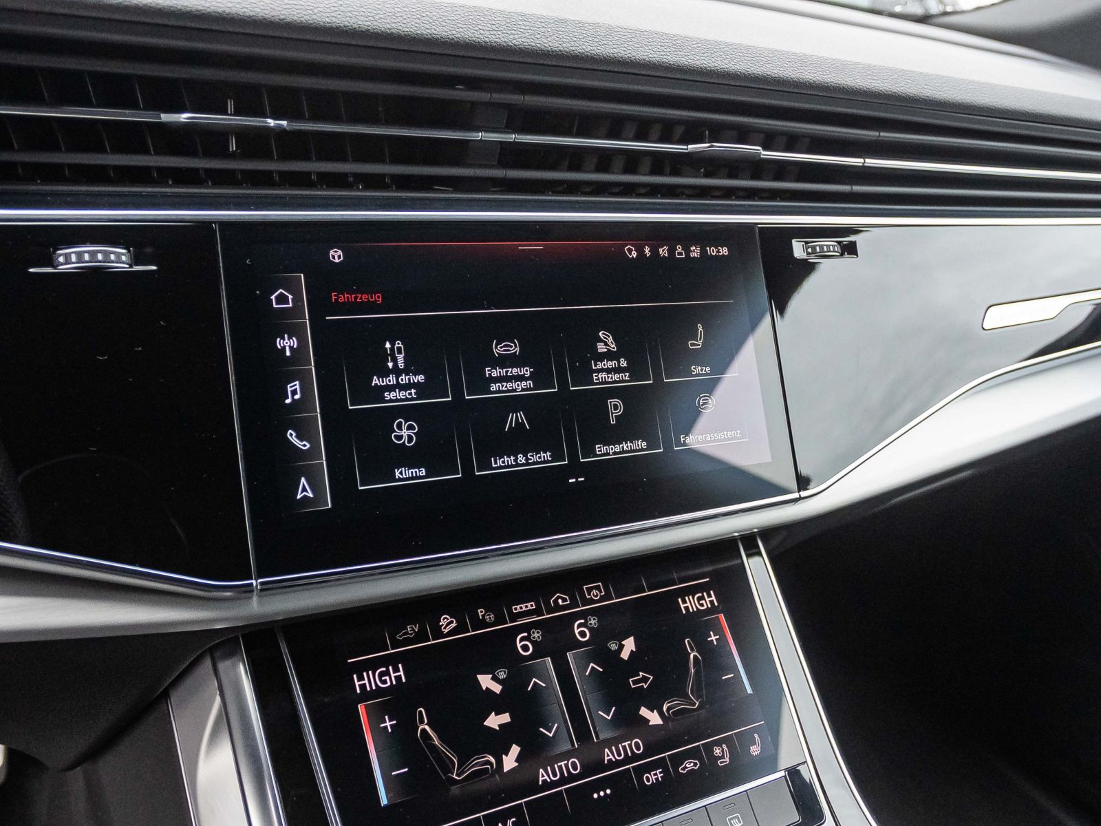 Audi Q8 S line 55TFSI e AHK Navi LED Standklima Luftfederung