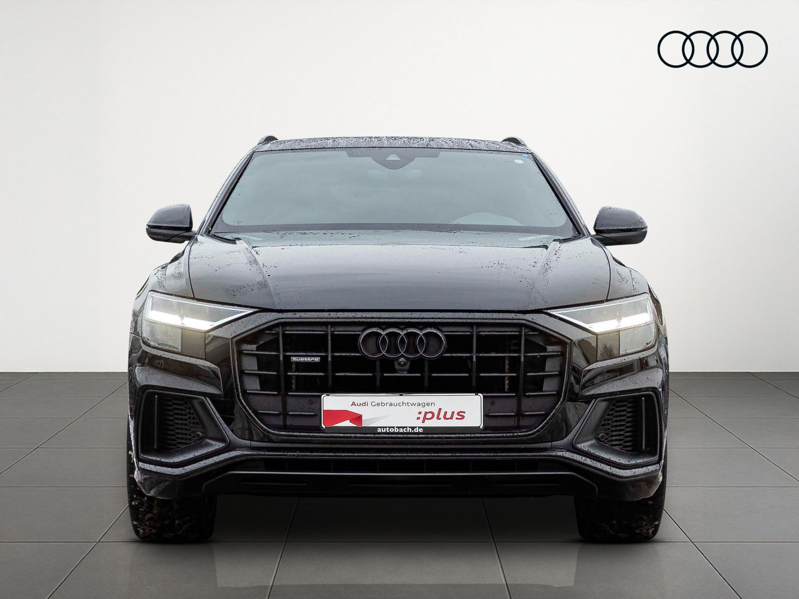 Audi Q8 S line 55TFSI e AHK Navi LED Standklima Luftfederung