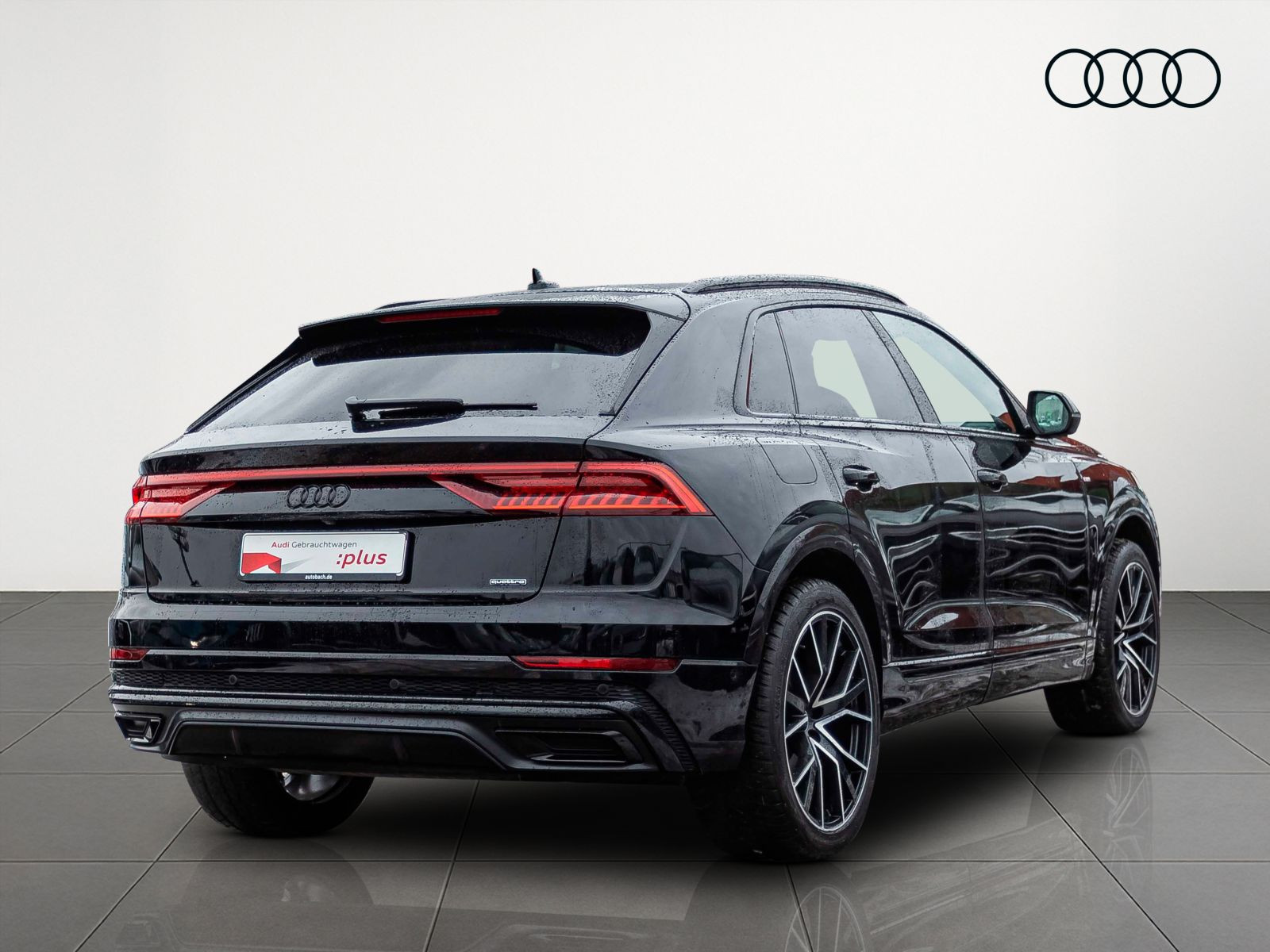 Audi Q8 S line 55TFSI e AHK Navi LED Standklima Luftfederung