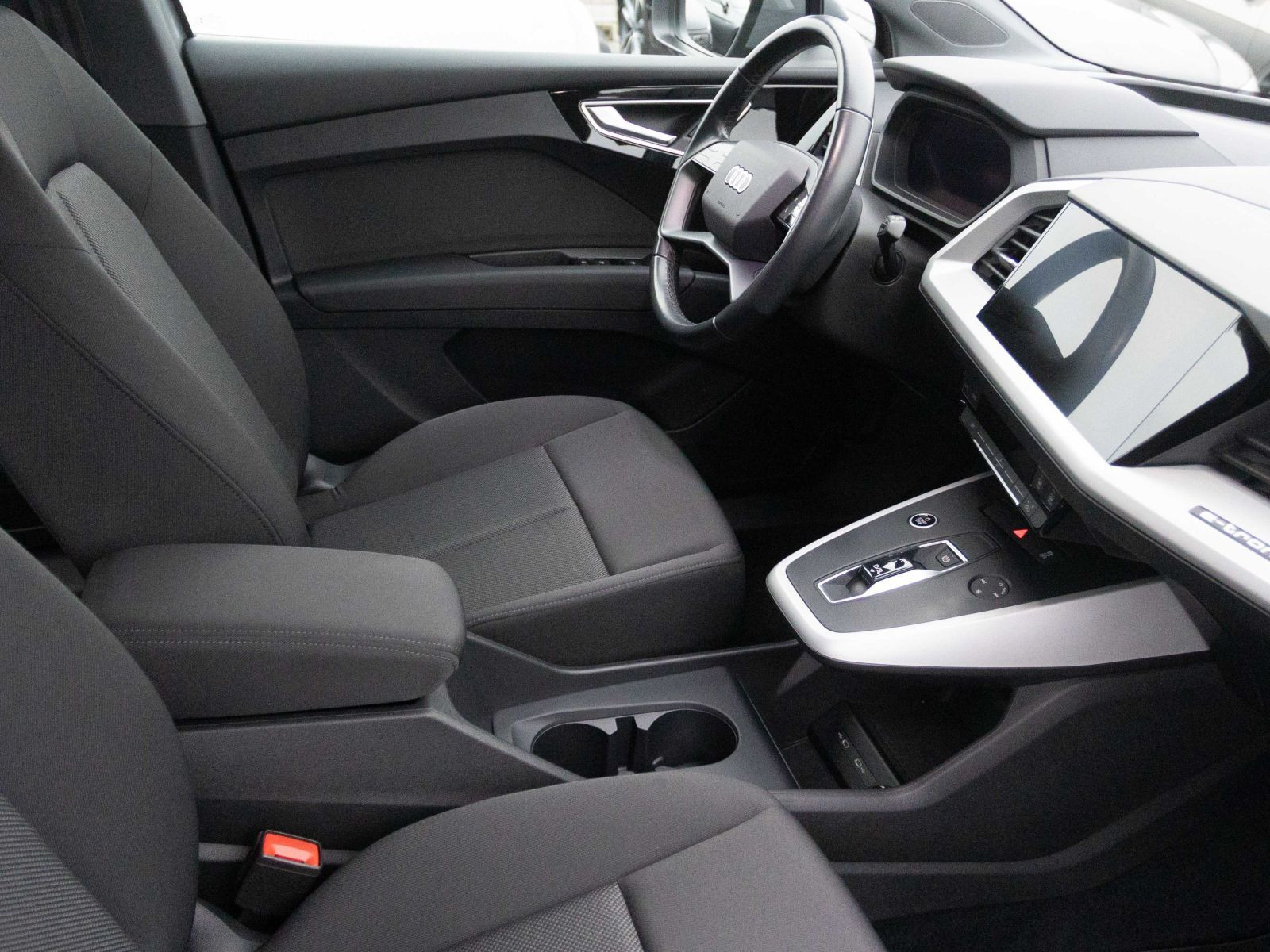 Audi Q4 e-tron 40 LED Standklima EPH DAB