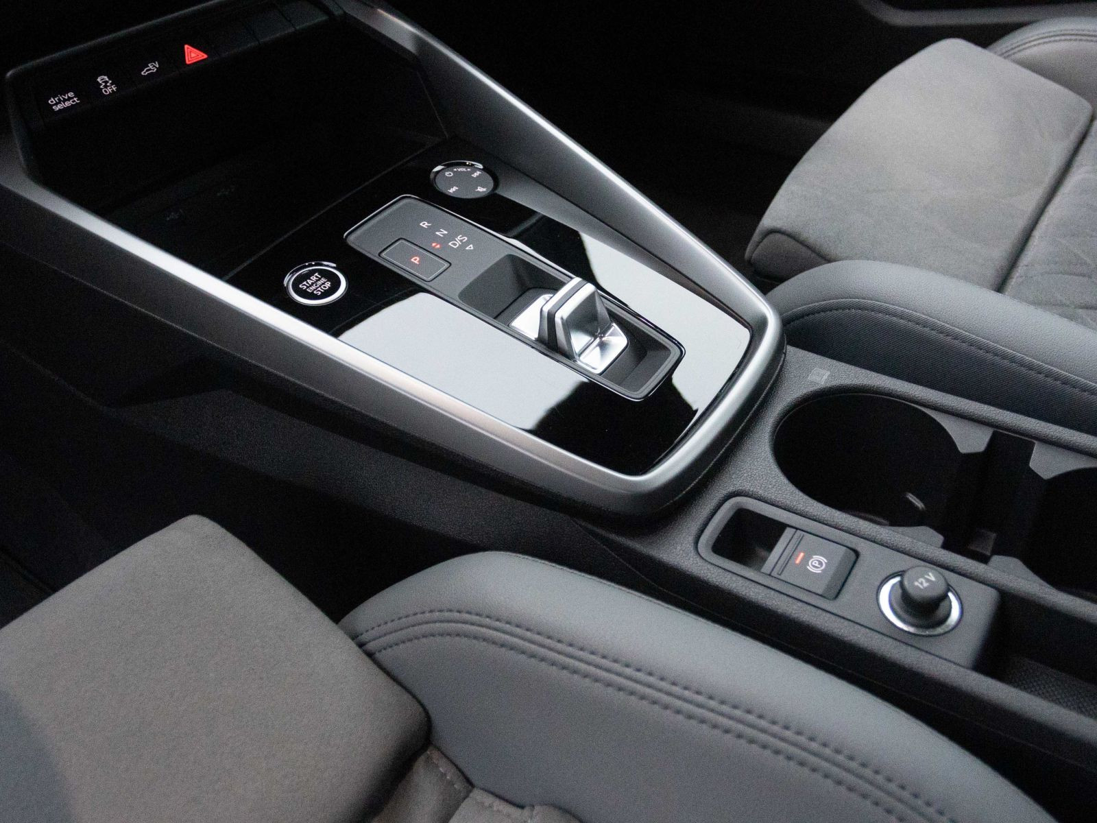 Audi A3 Sportback S line 40TFSI e Stronic Navi LED GRA EPH