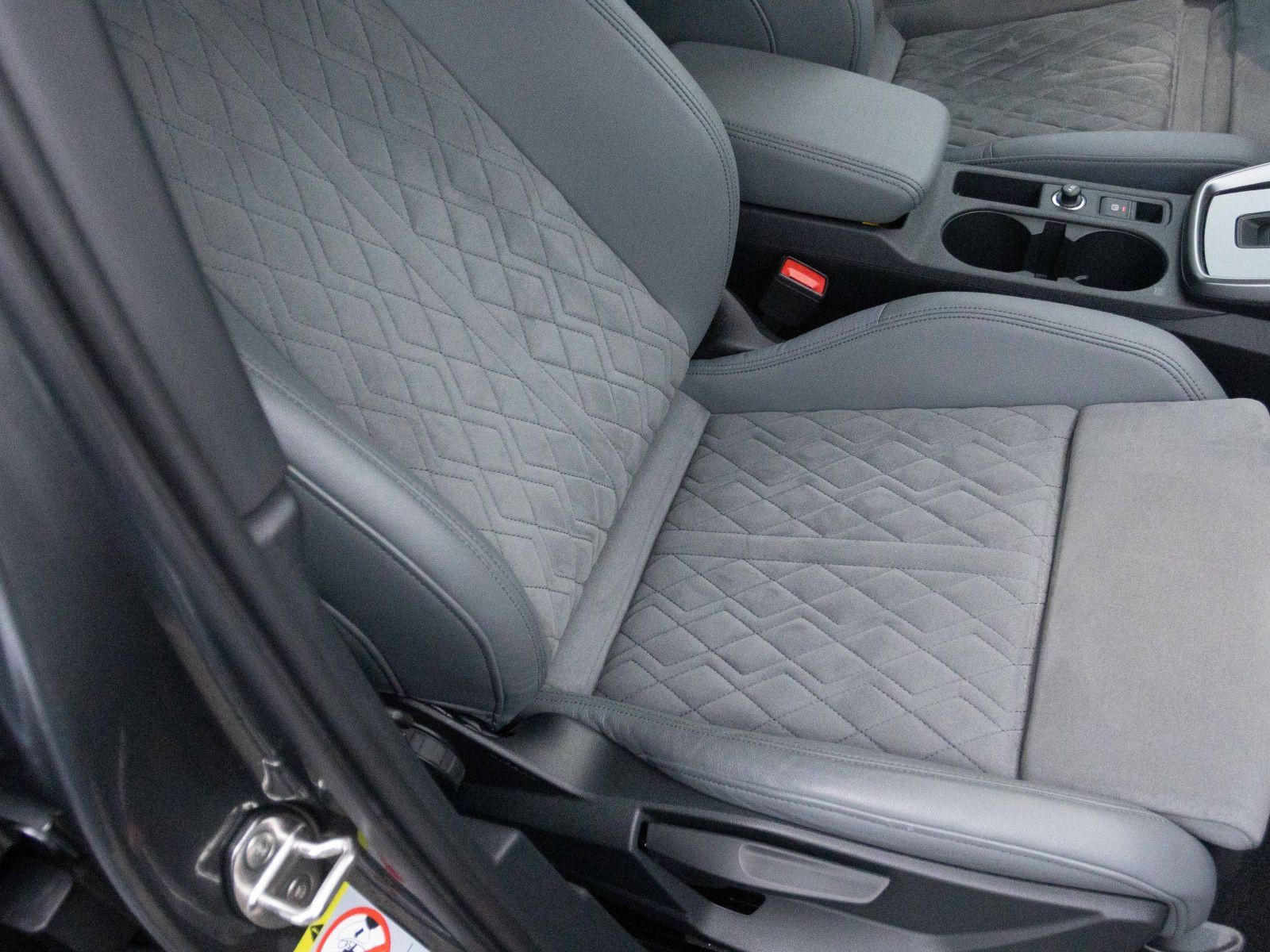 Audi A3 Sportback S line 40TFSI e Stronic Navi LED GRA EPH