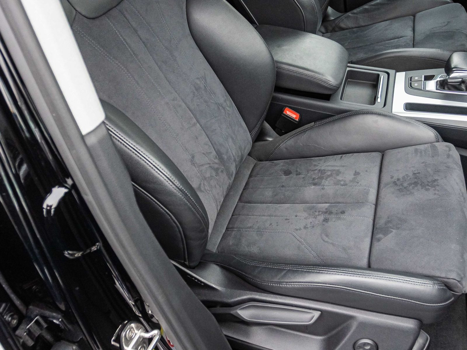 Audi Q5 advanced 50TFSI e qu Navi LED Standklima ACC