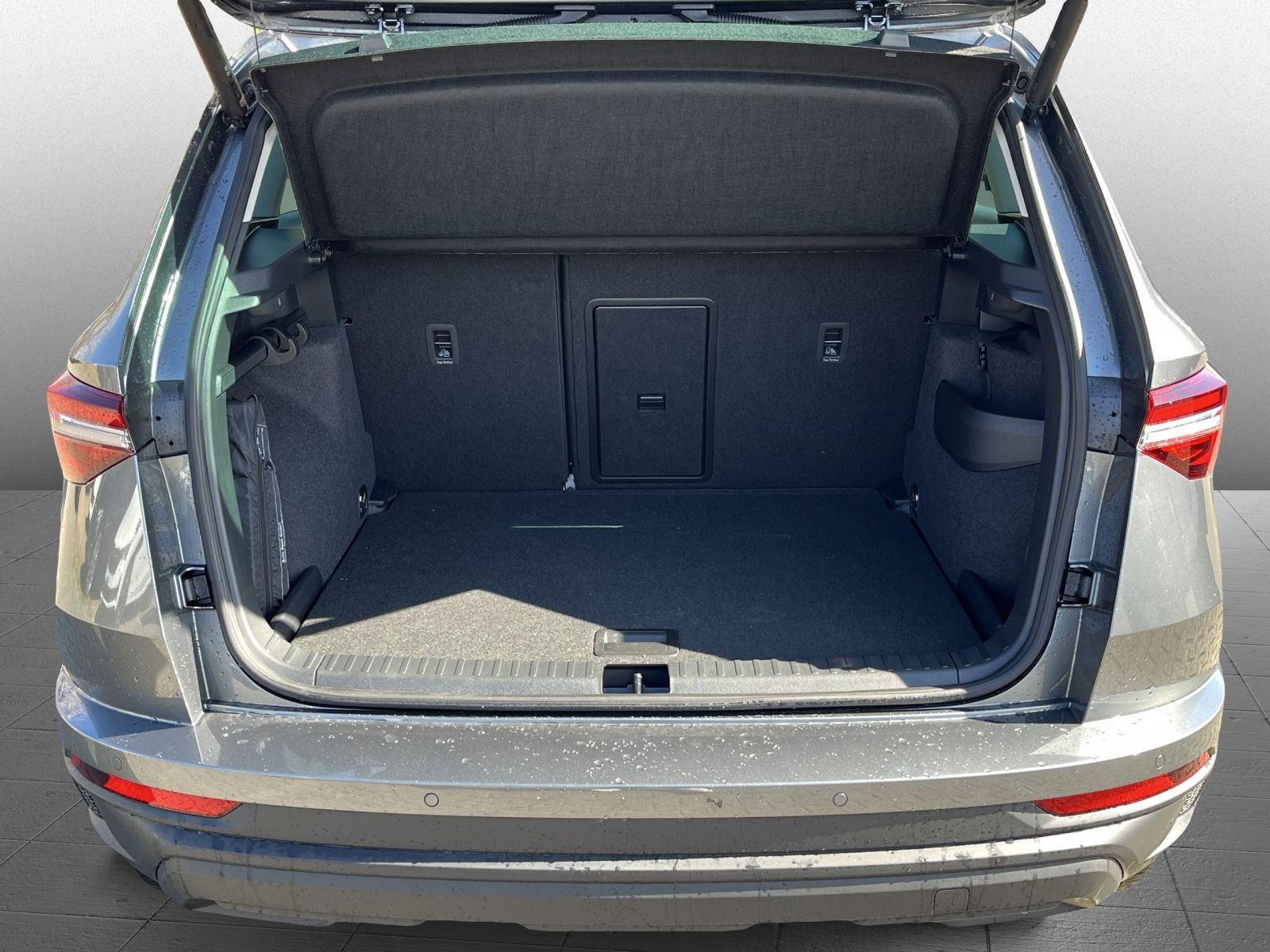 Skoda Karoq Balance 1,5 TSI DSG ACC AHK KESSY NAVI RFK