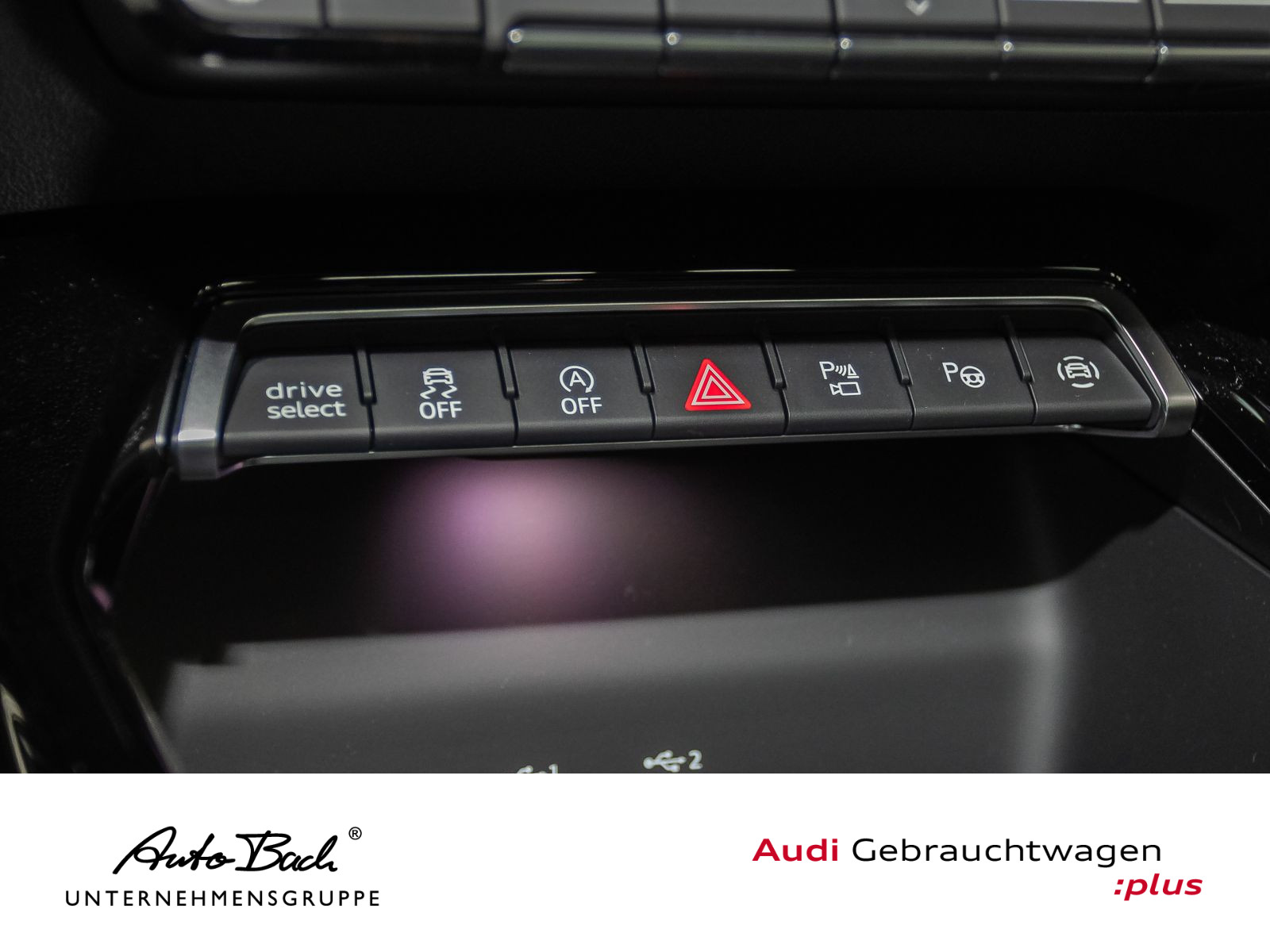 Audi RS3 Sportback Matrix Keramik RS-Schalensitze 280km/H