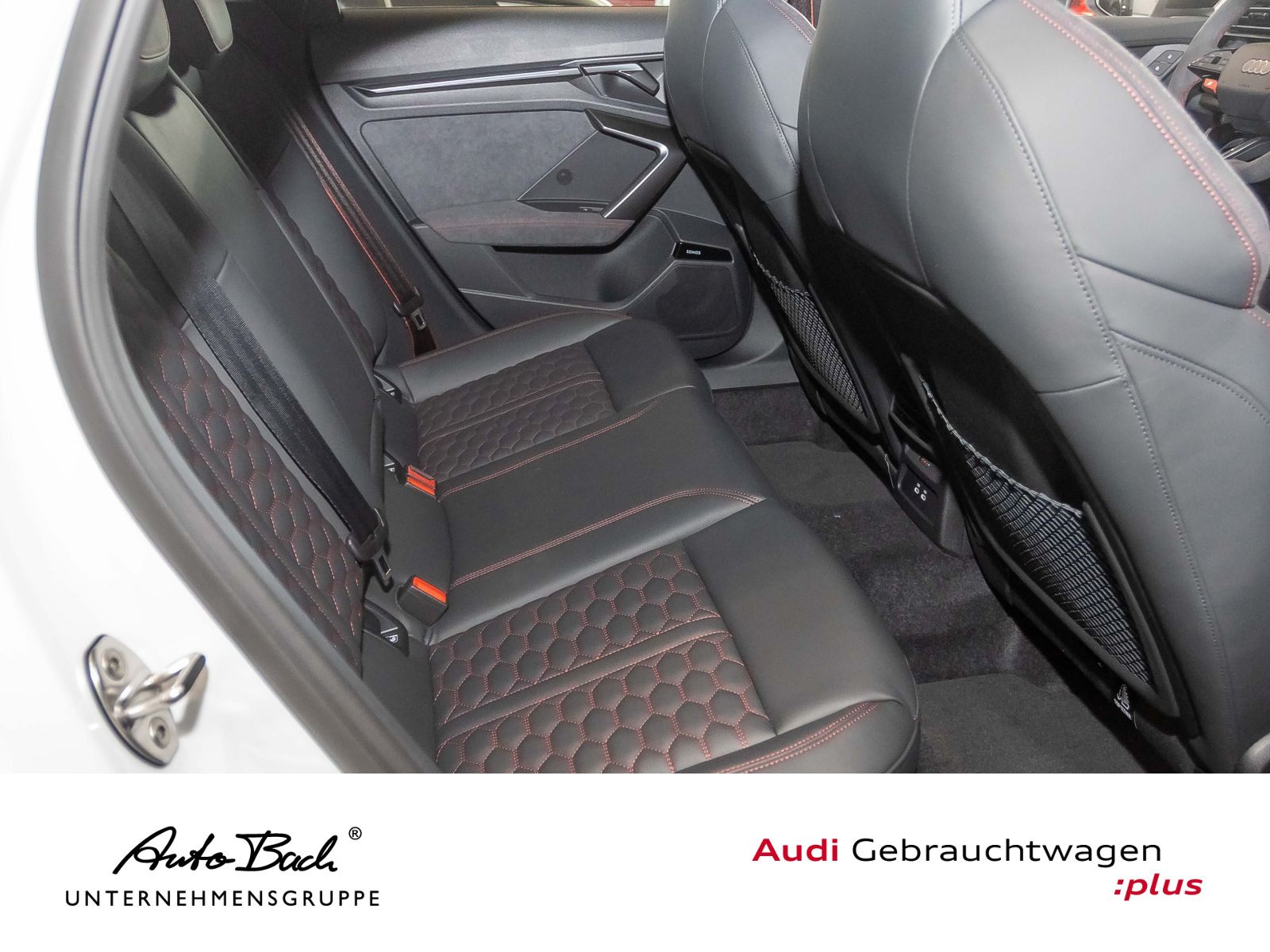 Audi RS 3 Limousine Navi Matrix RS-Abgas 280km/H HuD