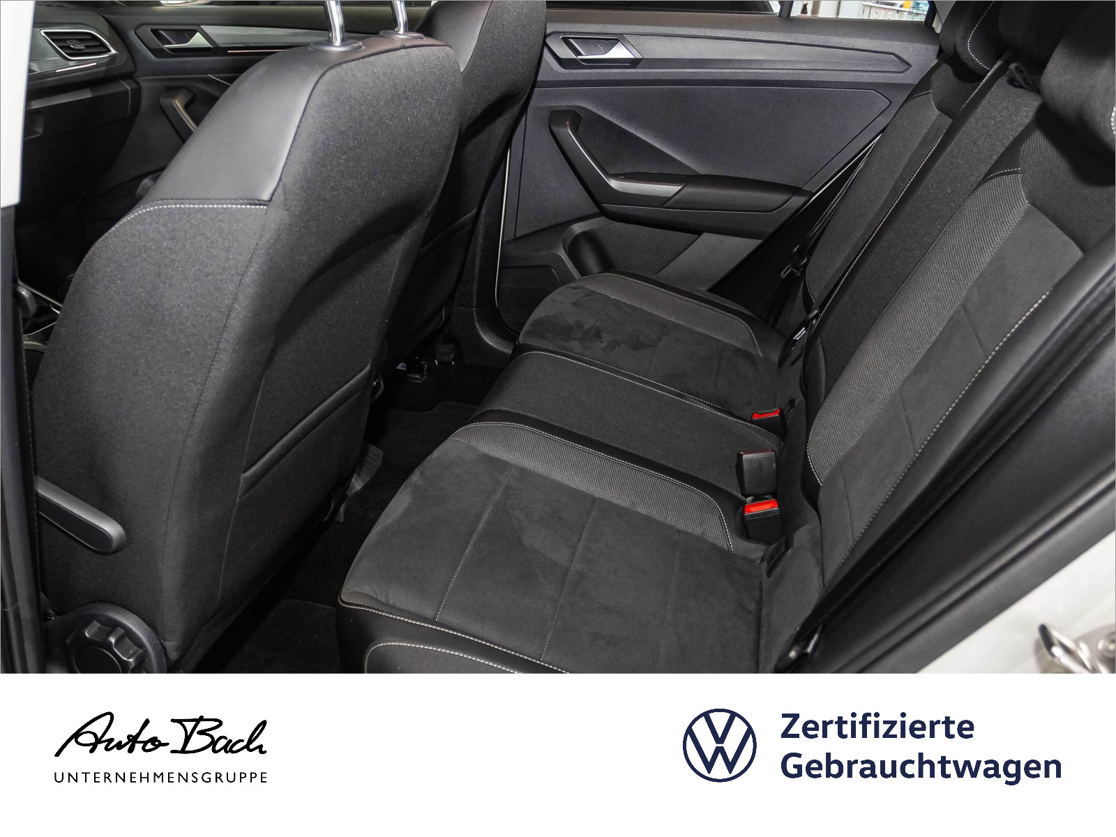 Volkswagen T-Roc Style 1.5 TSI DSG LED Standhzg ACC CarPlay