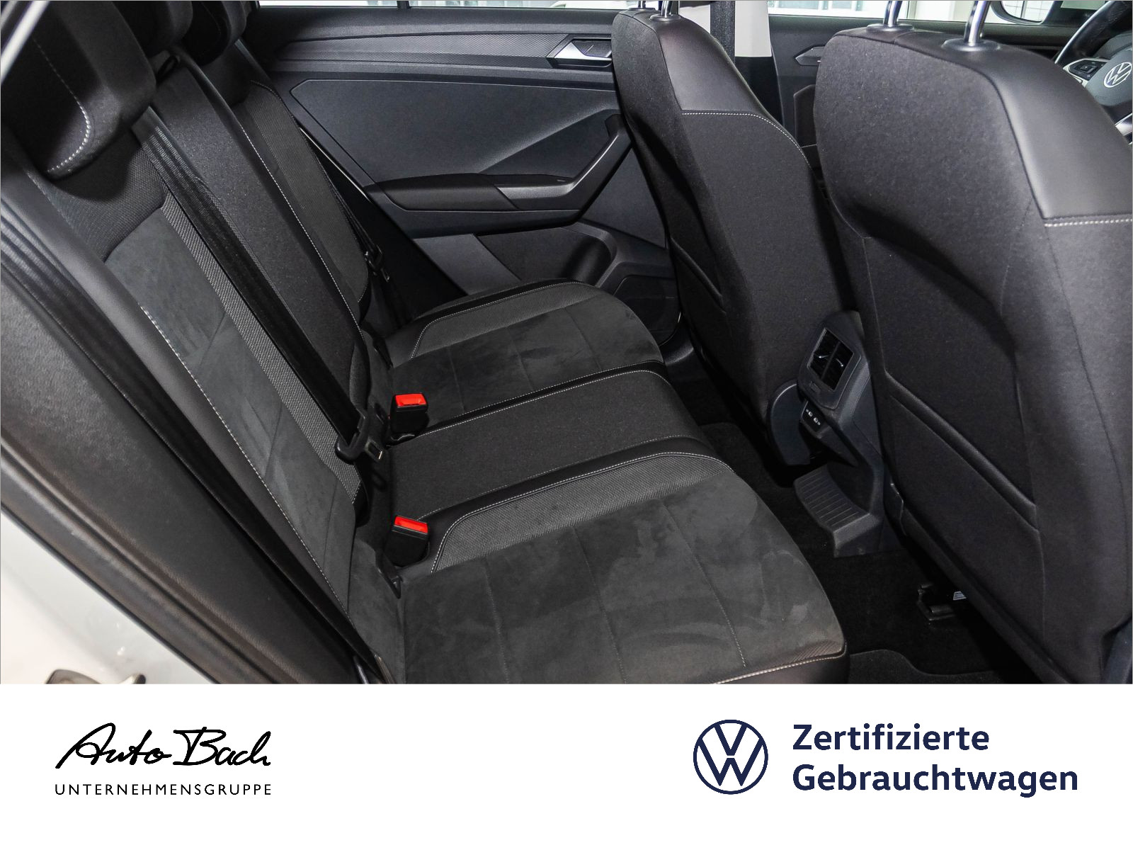 Volkswagen T-Roc Style 1.5 TSI DSG LED Standhzg ACC CarPlay