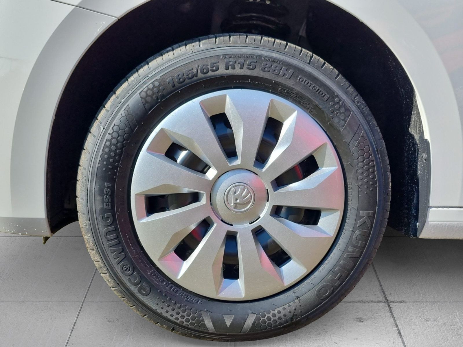 Skoda Fabia Essence 1,0 MPI 59 kW 5-Gang-Schaltgetriebe