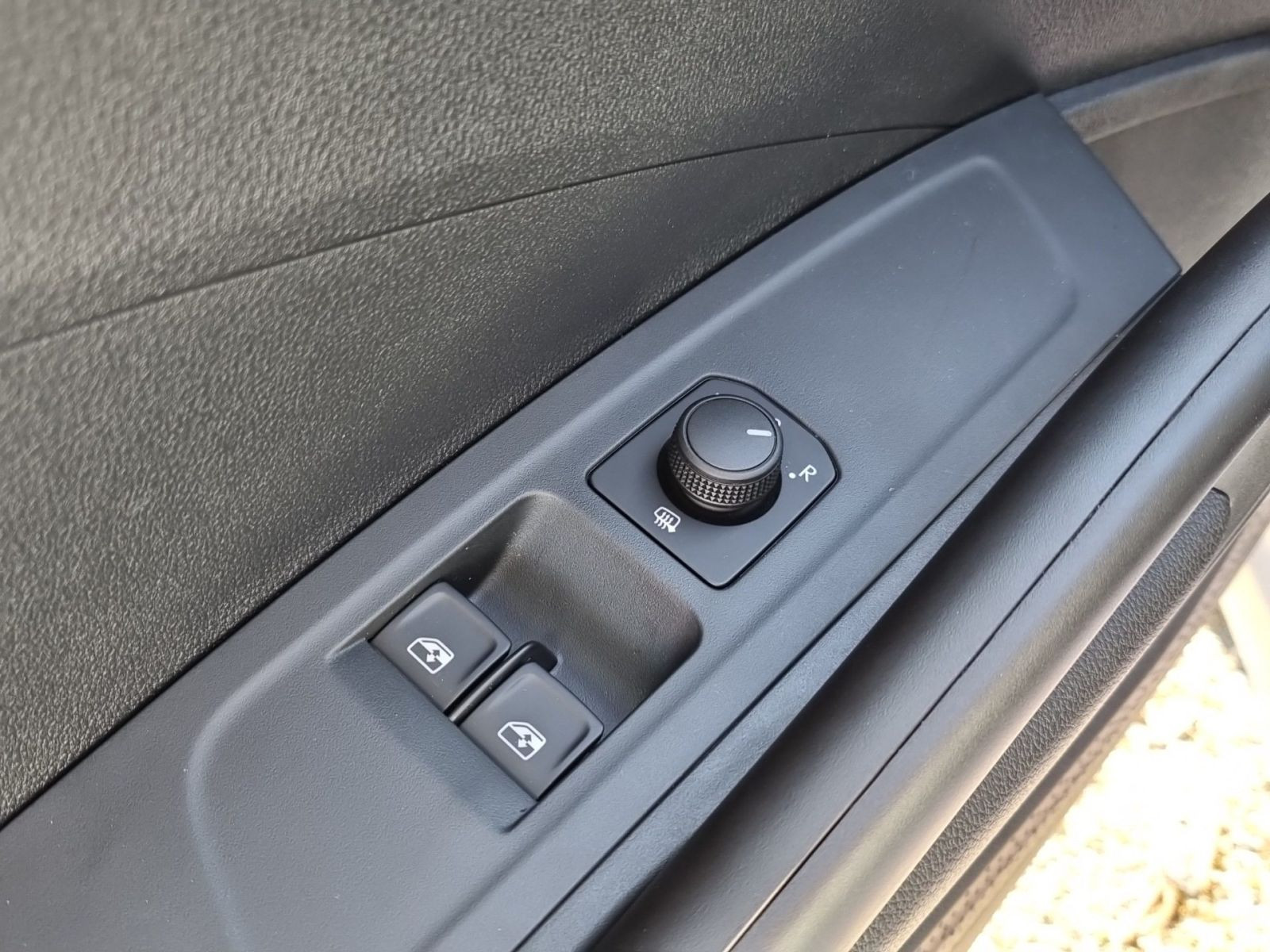 Skoda Fabia Essence 1,0 MPI 59 kW 5-Gang-Schaltgetriebe