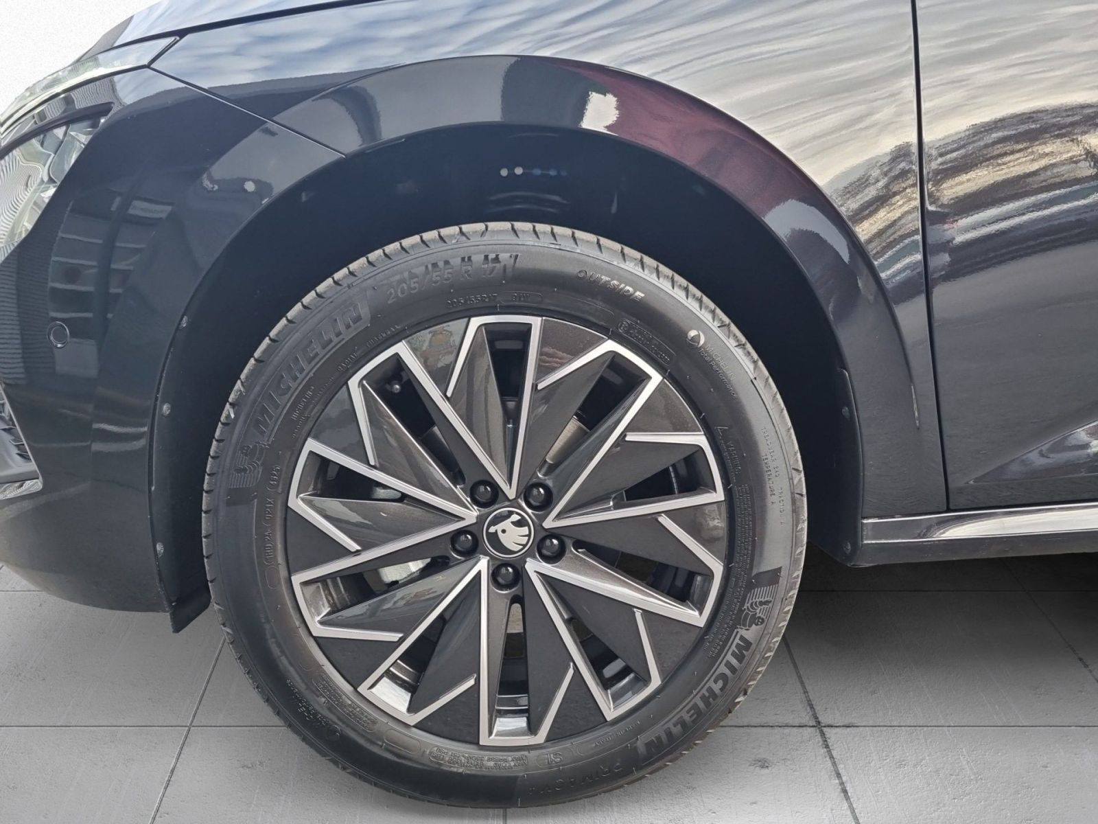 Skoda Kamiq Balance 1,5 TSI DSG ACC AHK NAVI Park Assist