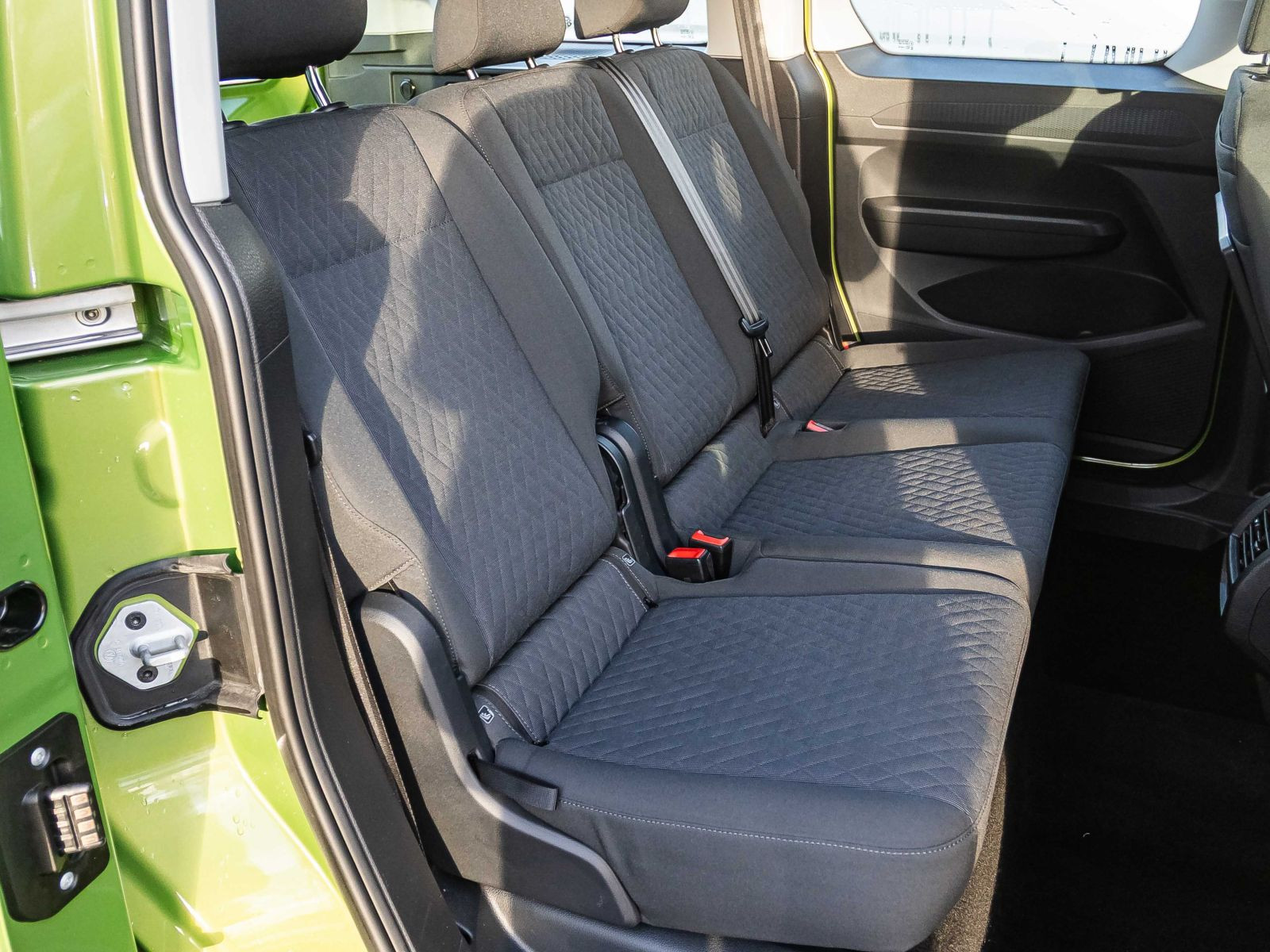 Volkswagen Caddy 1.5 TSI Life, Mobiltelefon-Schnittstelle, Parkpilot, Spurwechselassistent