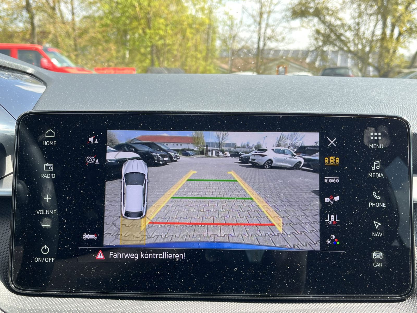 Skoda Fabia Balance 1,0 TSI DSG ACC LED NAVI RFK PDC