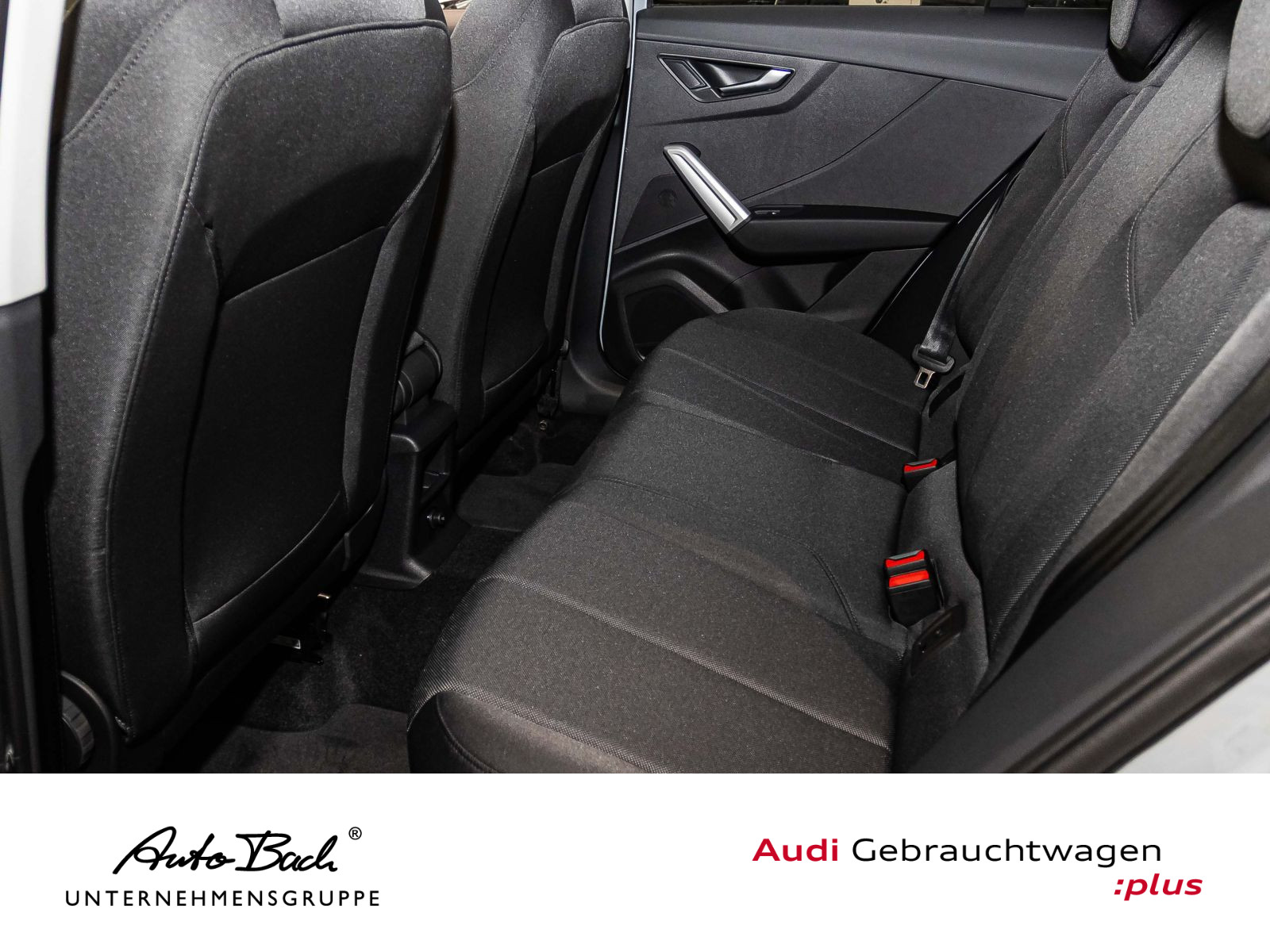 Audi Q2 Advanced 35 TFSI Stronic 18" LED CarPlay EPH DAB