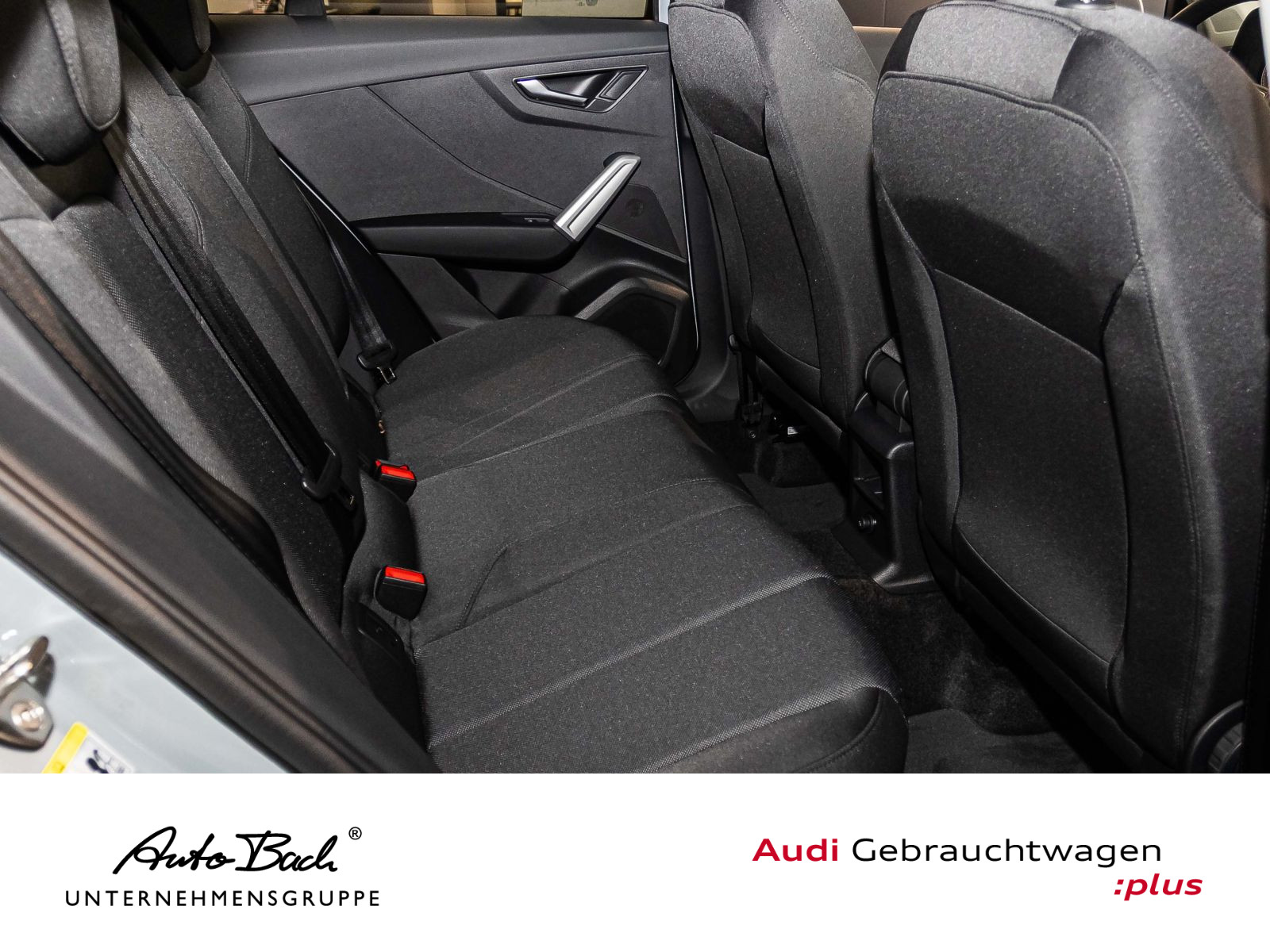 Audi Q2 Advanced 35 TFSI Stronic 18" LED CarPlay EPH DAB