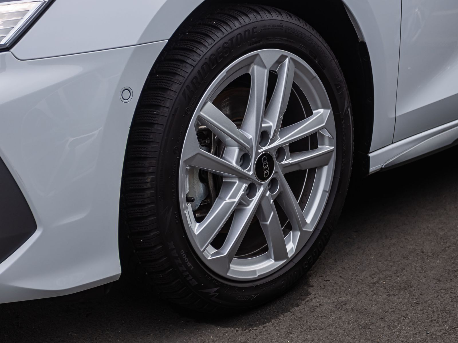 Audi A3 Sportback S line 40TFSI e Stronic Navi LED ACC