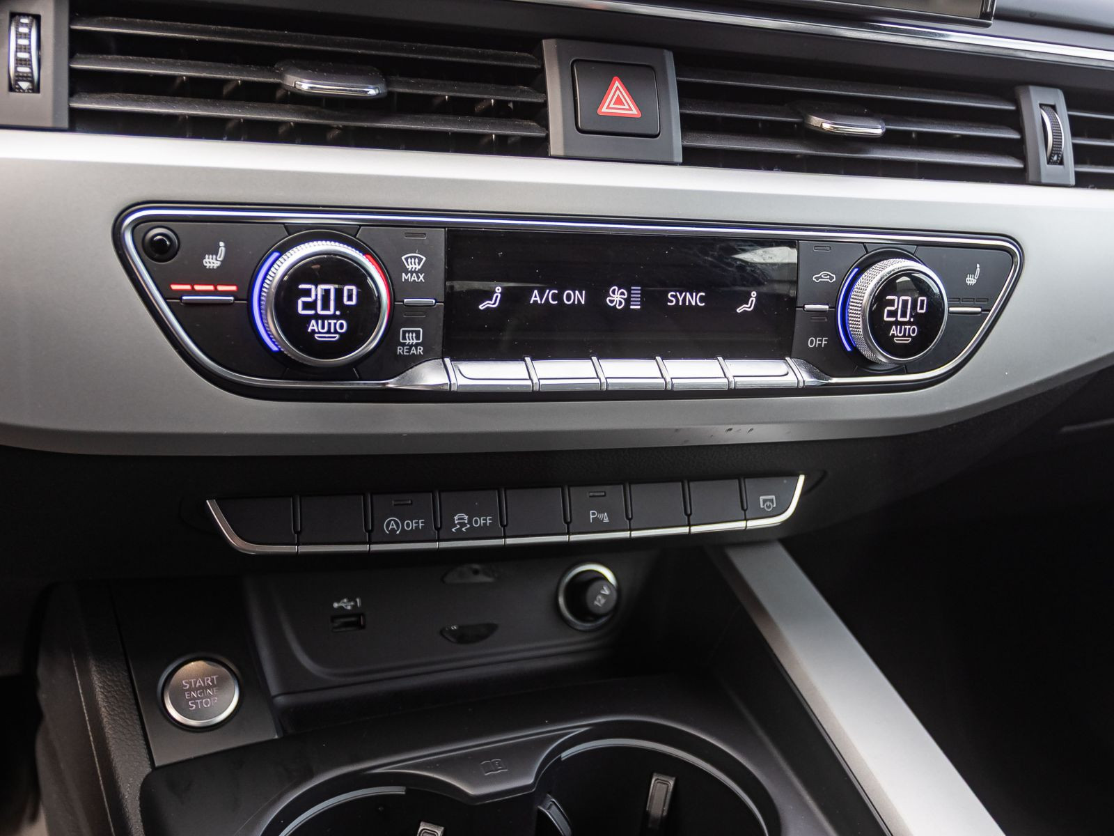 Audi A4 Avant S line 35TFSI Stronic Navi LED ACC EPH