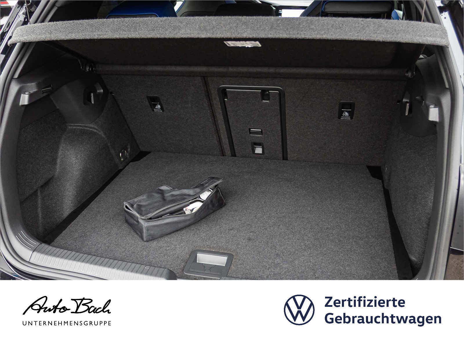 Volkswagen Golf VIII R 20 Years 2.0 TSI DSG, Panoramadach, Soundsystem, Navi, LED-Matrix