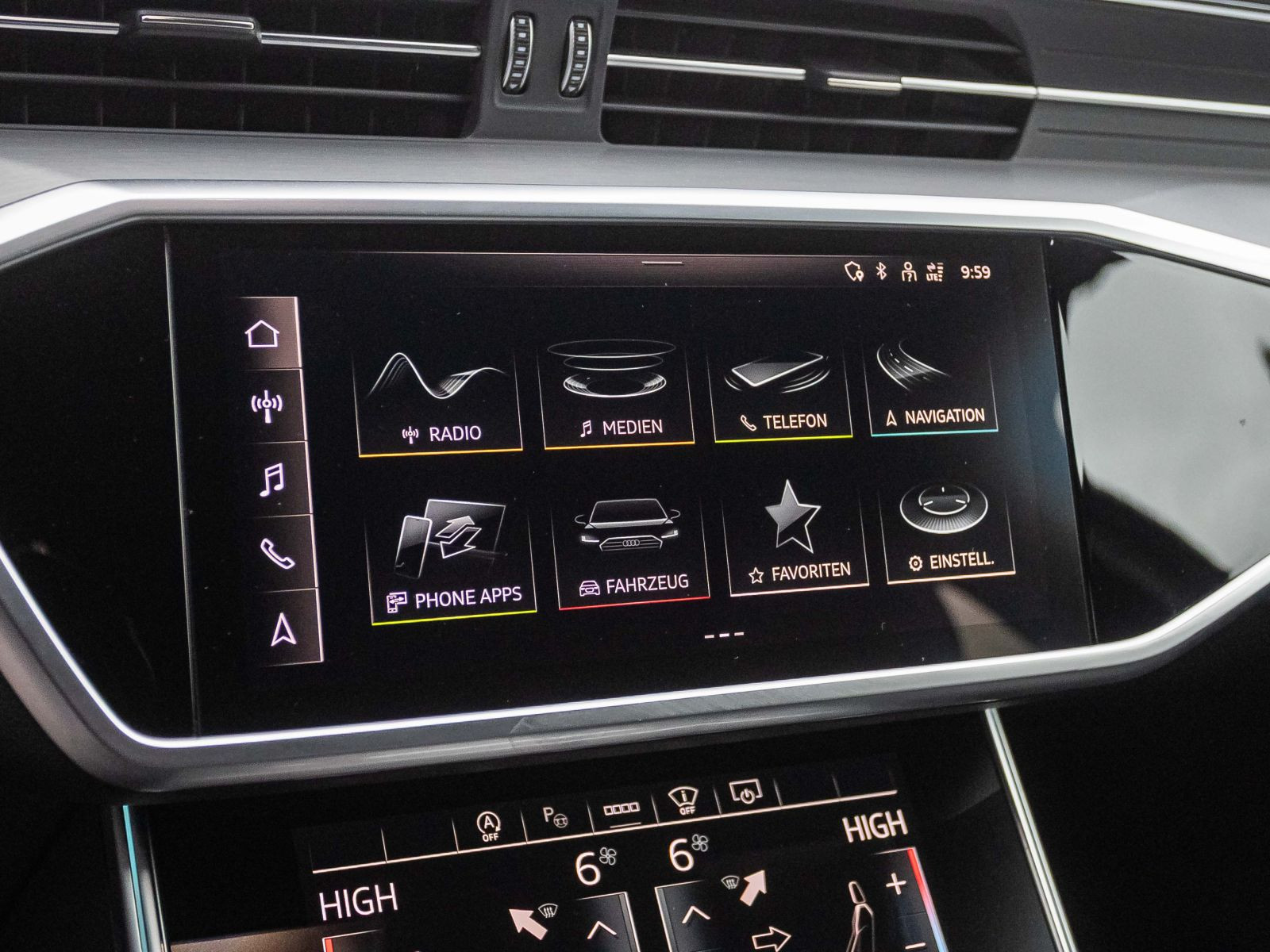 Audi A6 Avant S line 55TFSI qu. Stronic Matrix HUD