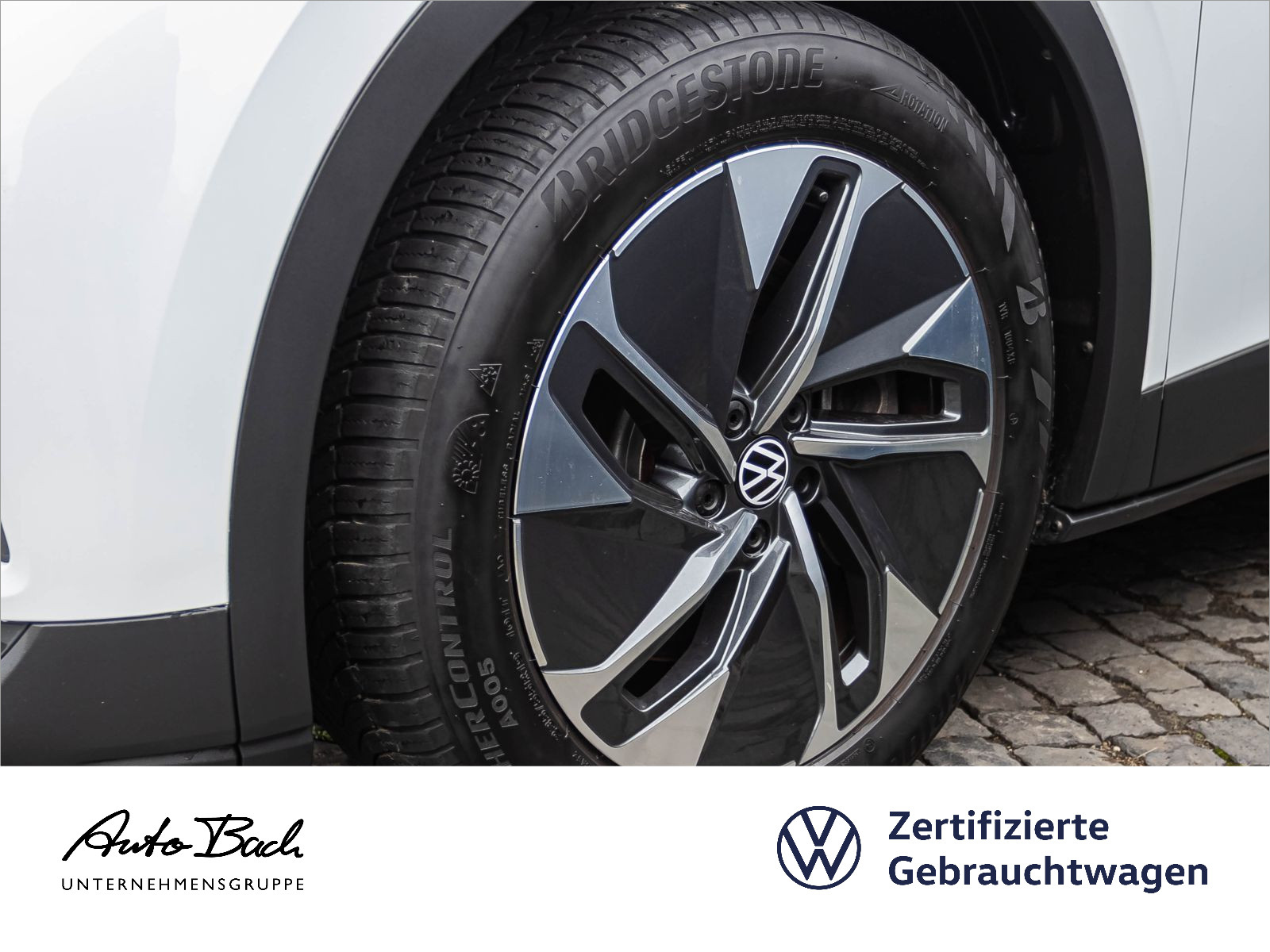 Volkswagen ID.4 Pro Performance, Panoramadach, Navi, LED-Matrix, Area View