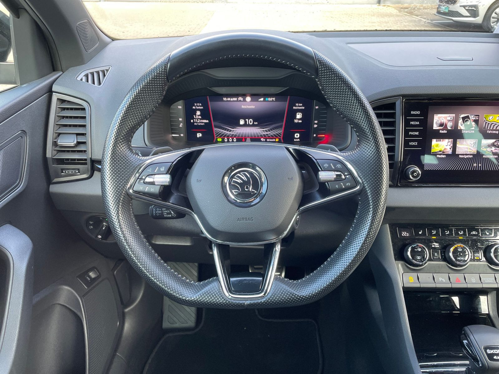 Skoda Karoq Sportline 2.0 TSI DSG Navi LED EPH ACC