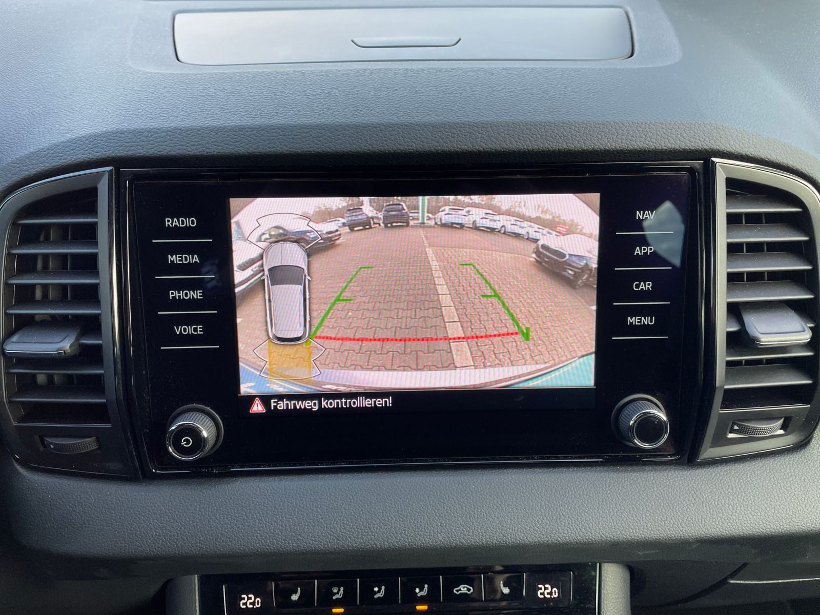 Skoda Karoq Sportline 2.0 TSI DSG Navi LED EPH ACC