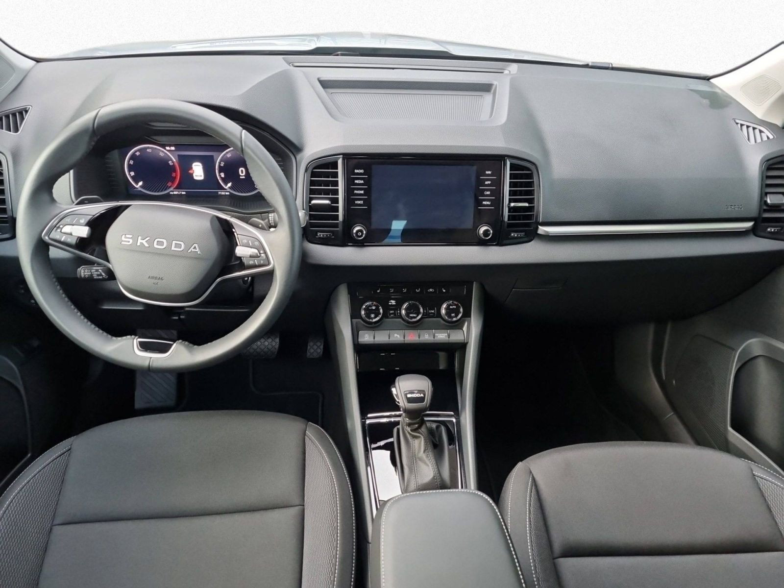 Skoda Karoq Tour Selection 1.5TSI DSG Navi LED EPH GRA