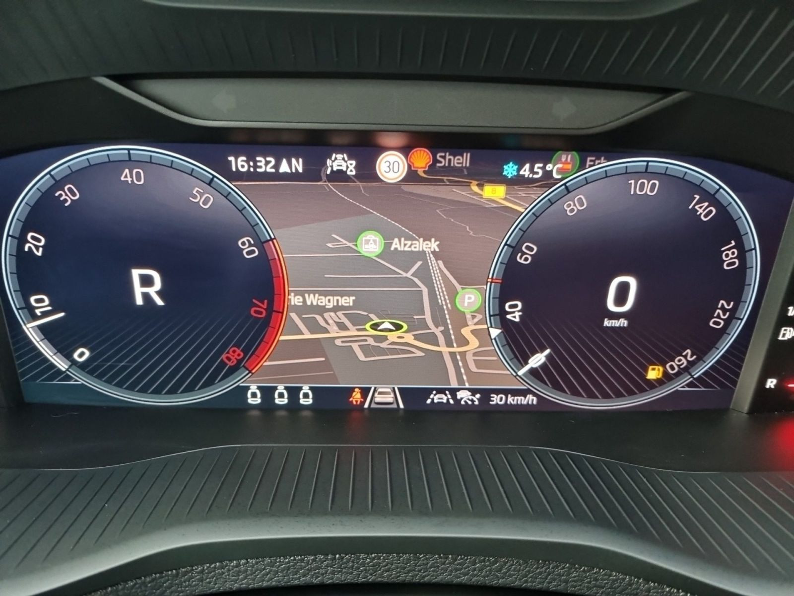 Skoda Karoq Tour Selection 1.5TSI DSG Navi LED EPH GRA