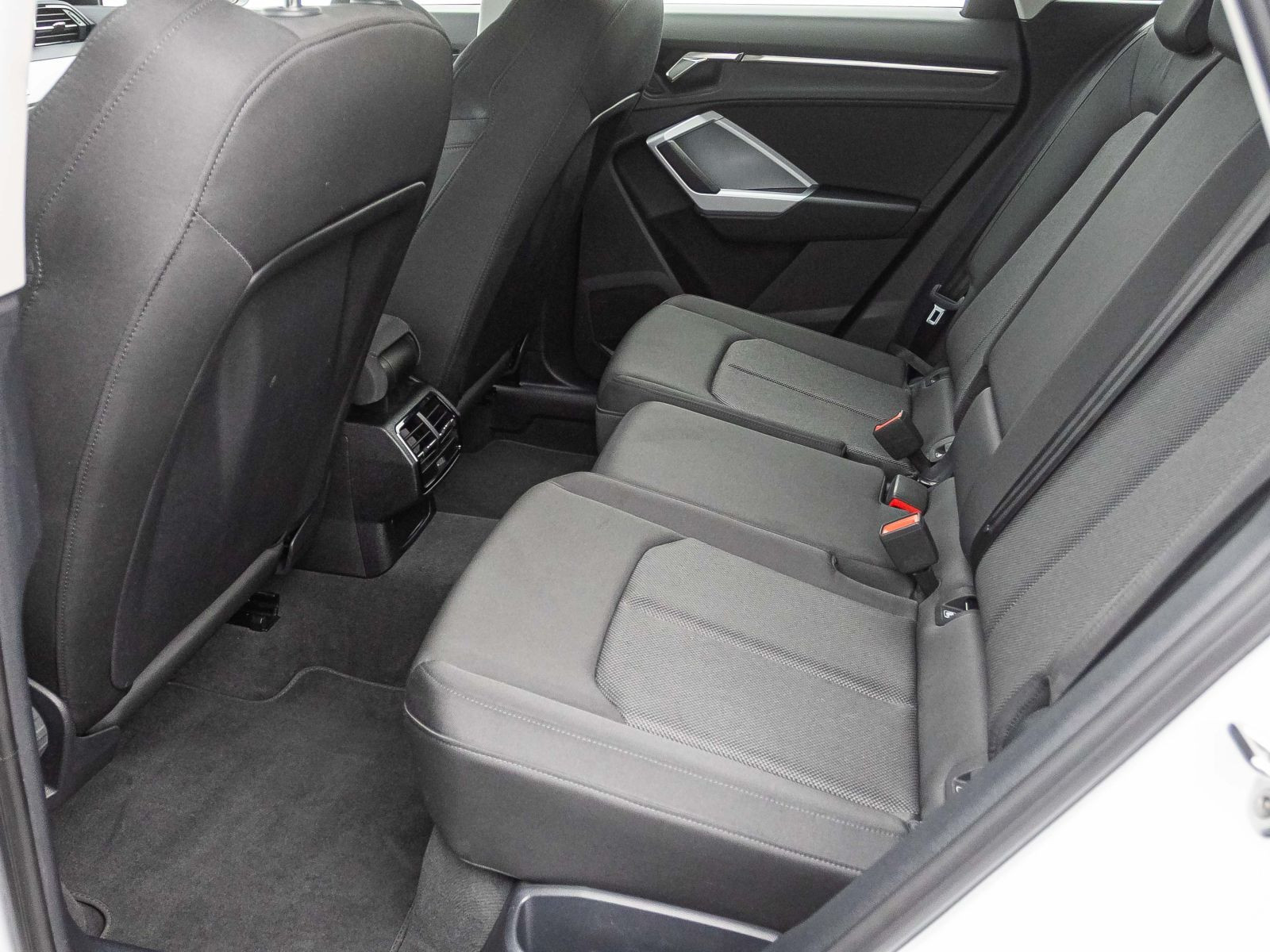 Audi Q3 35 TDI S tronic LED GRA EPH ACC