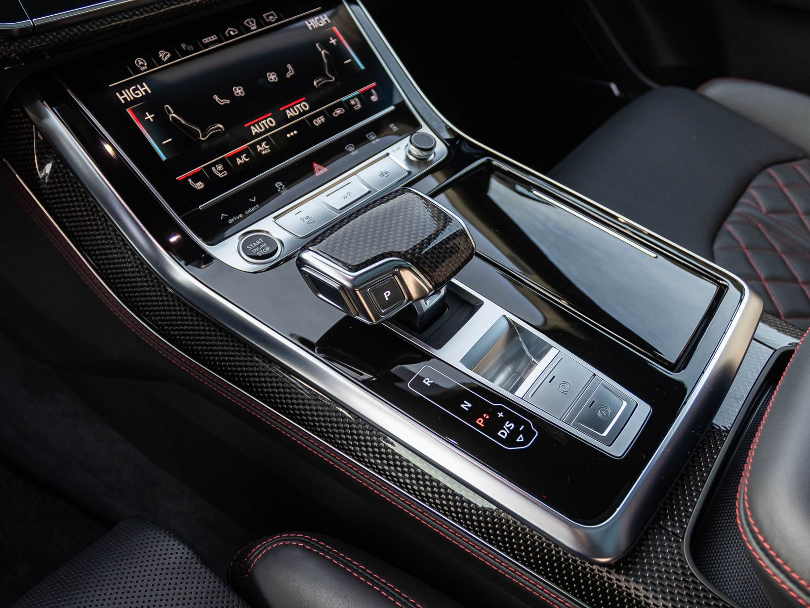 Audi Q8 S line 50 TDI qu. tiptronic Navi HuD Pano ACC AHK