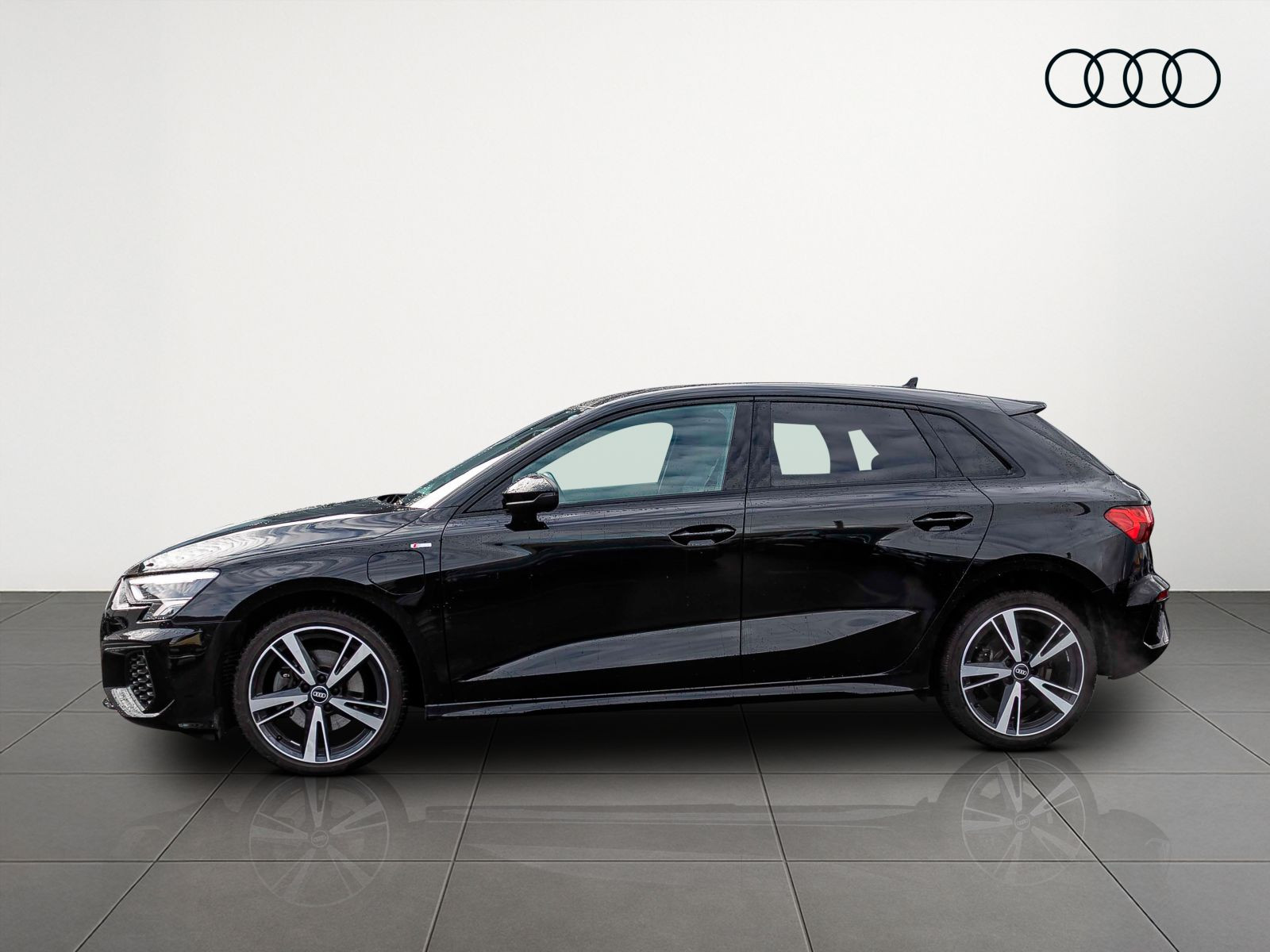 Audi A3 Sportback 40TFSIe S line Stronic Navi LED virtual