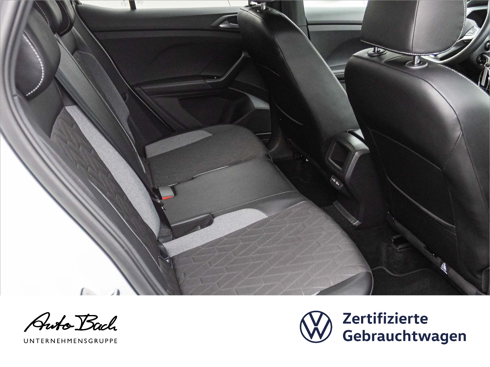 Volkswagen T-Cross Life 1.0 TSI DSG Navi ACC EPH LED AHK