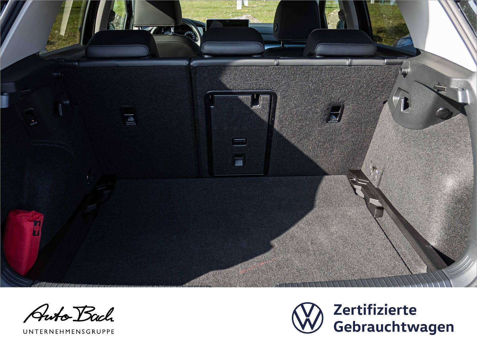 Volkswagen Golf VIII 1.5 TSI DSG "Goal" Navi LED ACC EPH Sitzhzg AHK