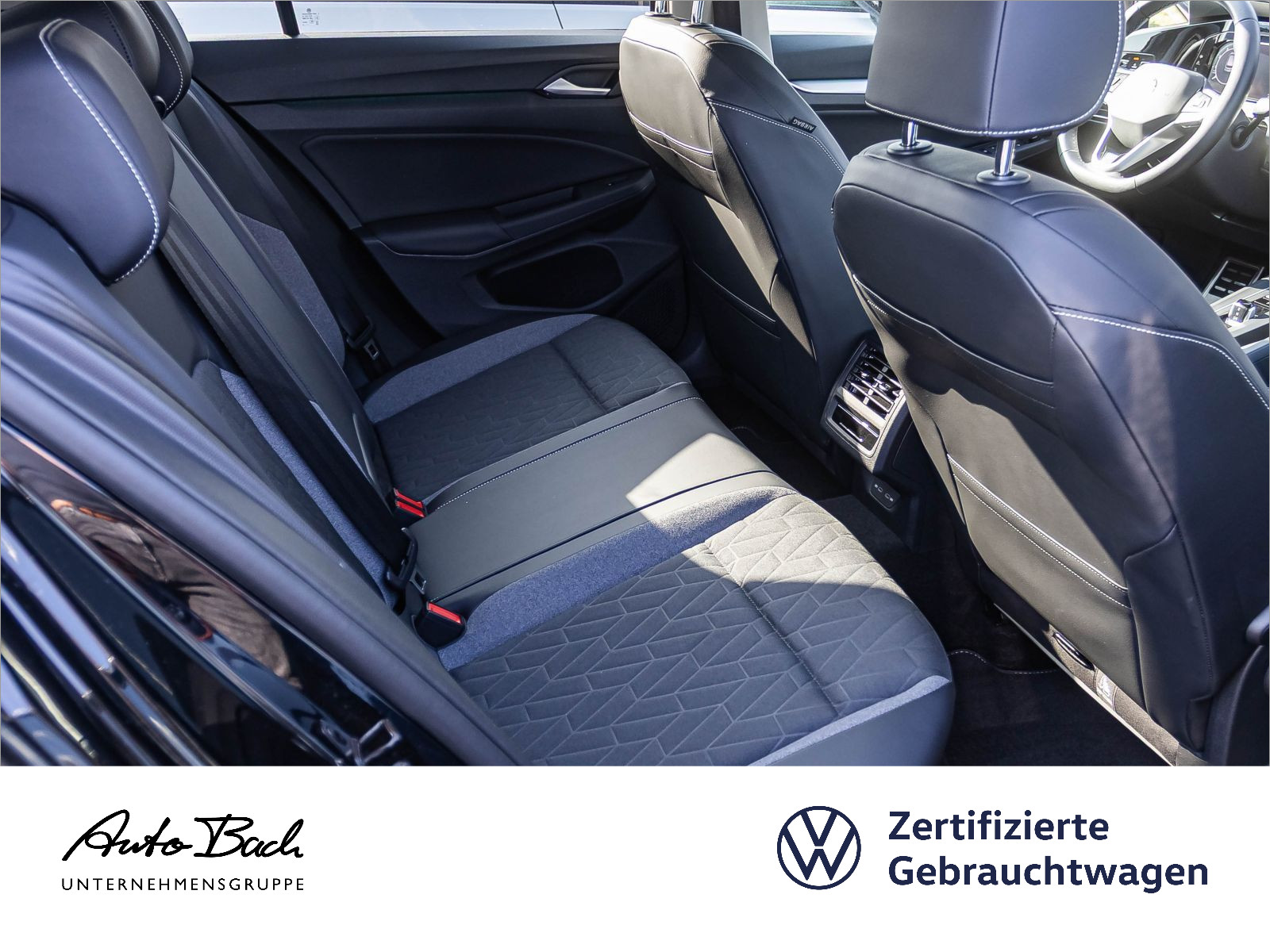 Volkswagen Golf VIII 1.5 TSI DSG "Goal" Navi LED ACC EPH Sitzhzg AHK