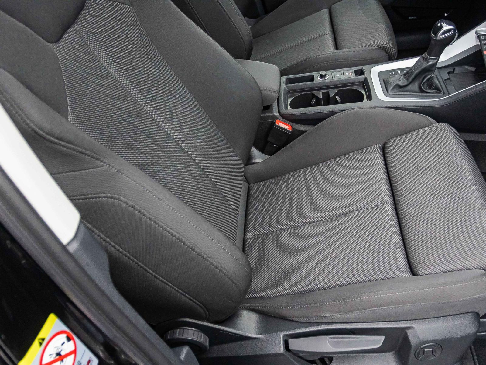 Audi Q3 Sportback 45TFSIe S line Stronic Navi LED ACC