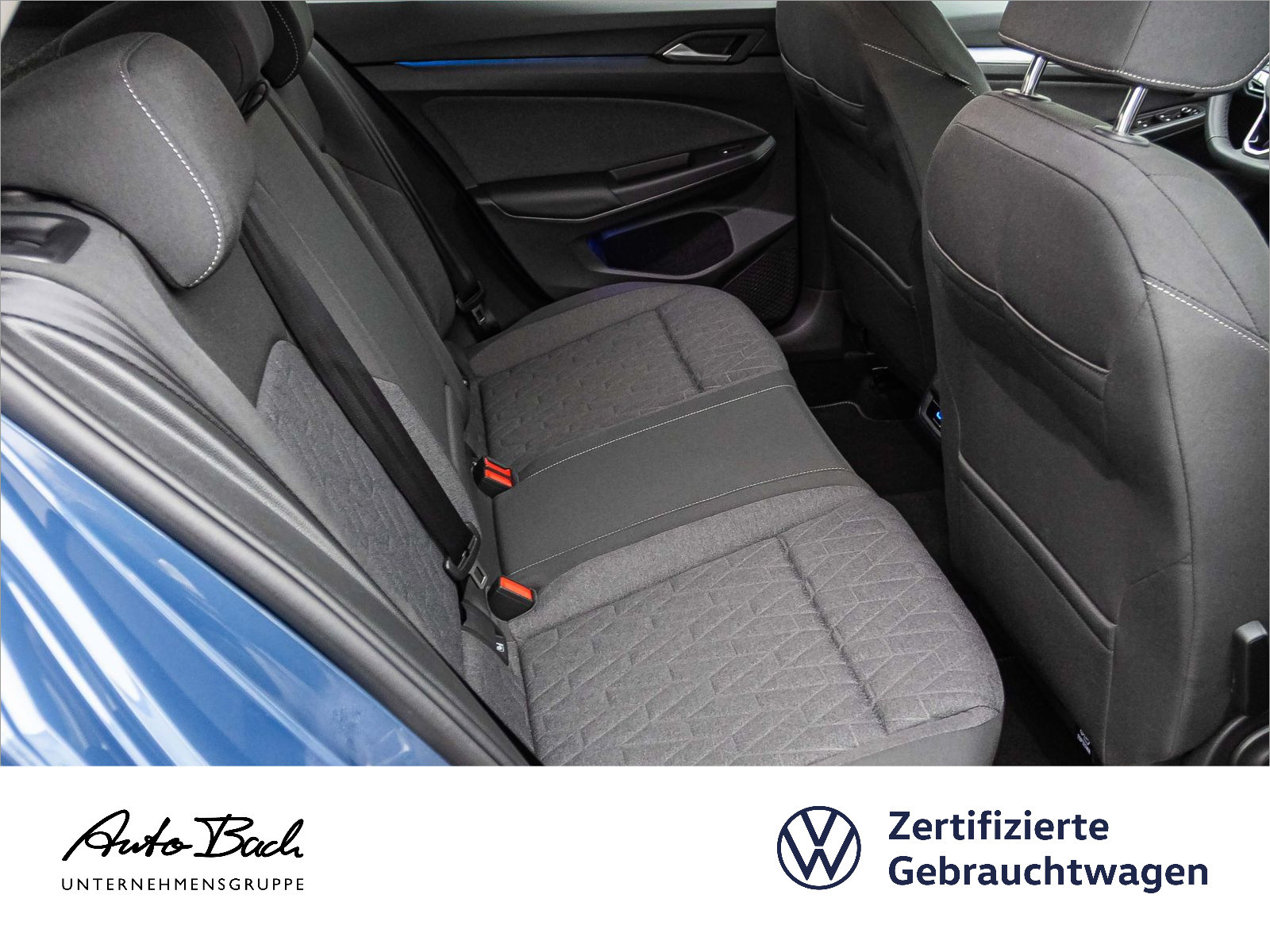 Volkswagen Golf VIII Life 1.5 TSI LED ACC CarPlay EPH DAB