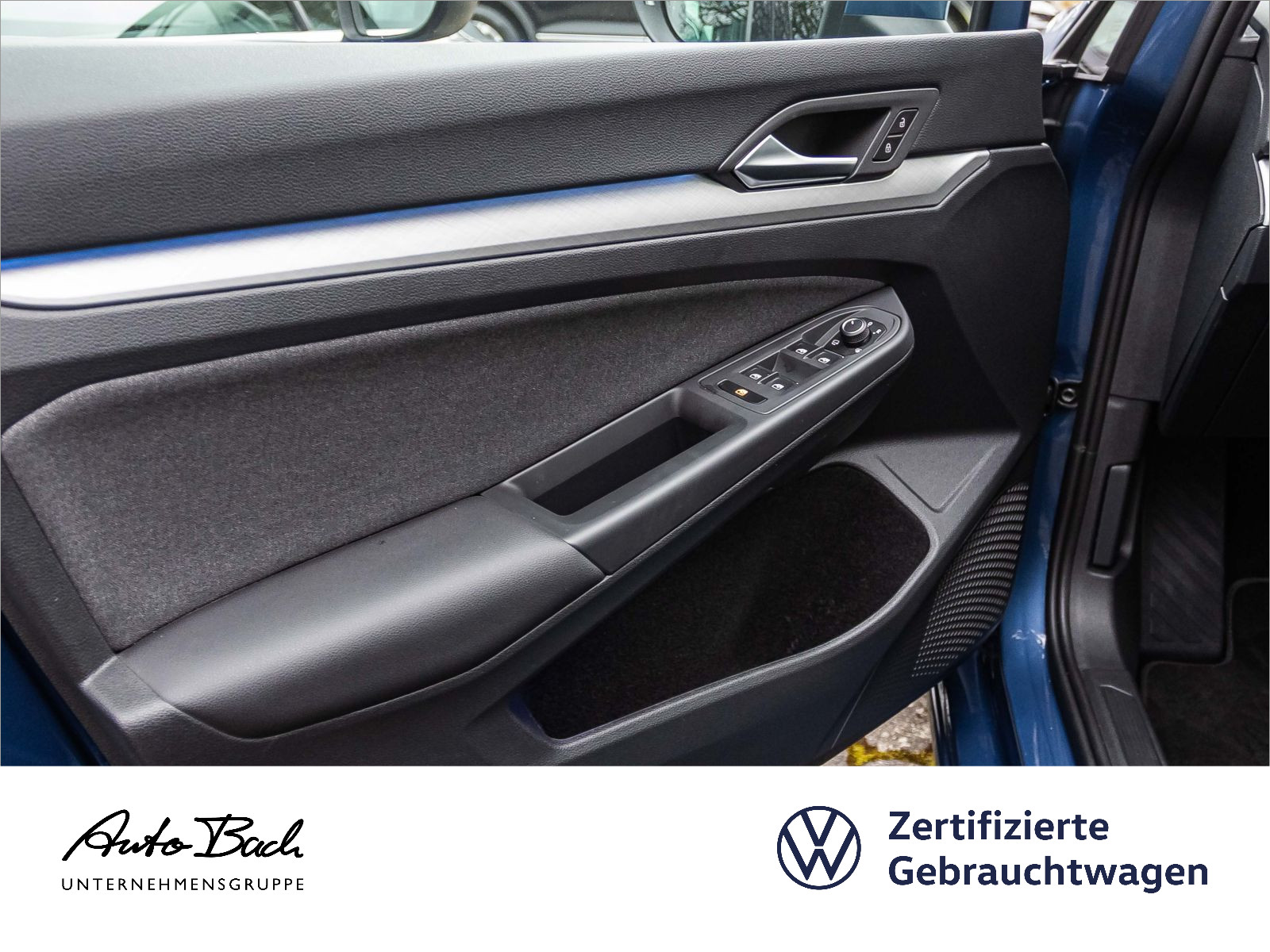 Volkswagen Golf VIII Life 1.5 TSI LED ACC CarPlay EPH DAB