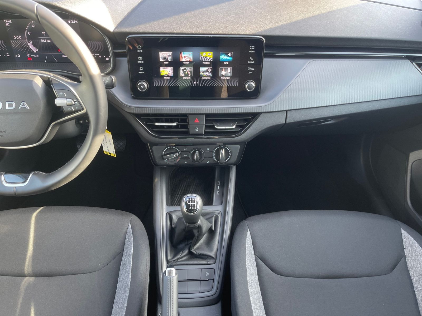 Skoda Scala Essence 1.0 TSI LED Winterpaket Carplay