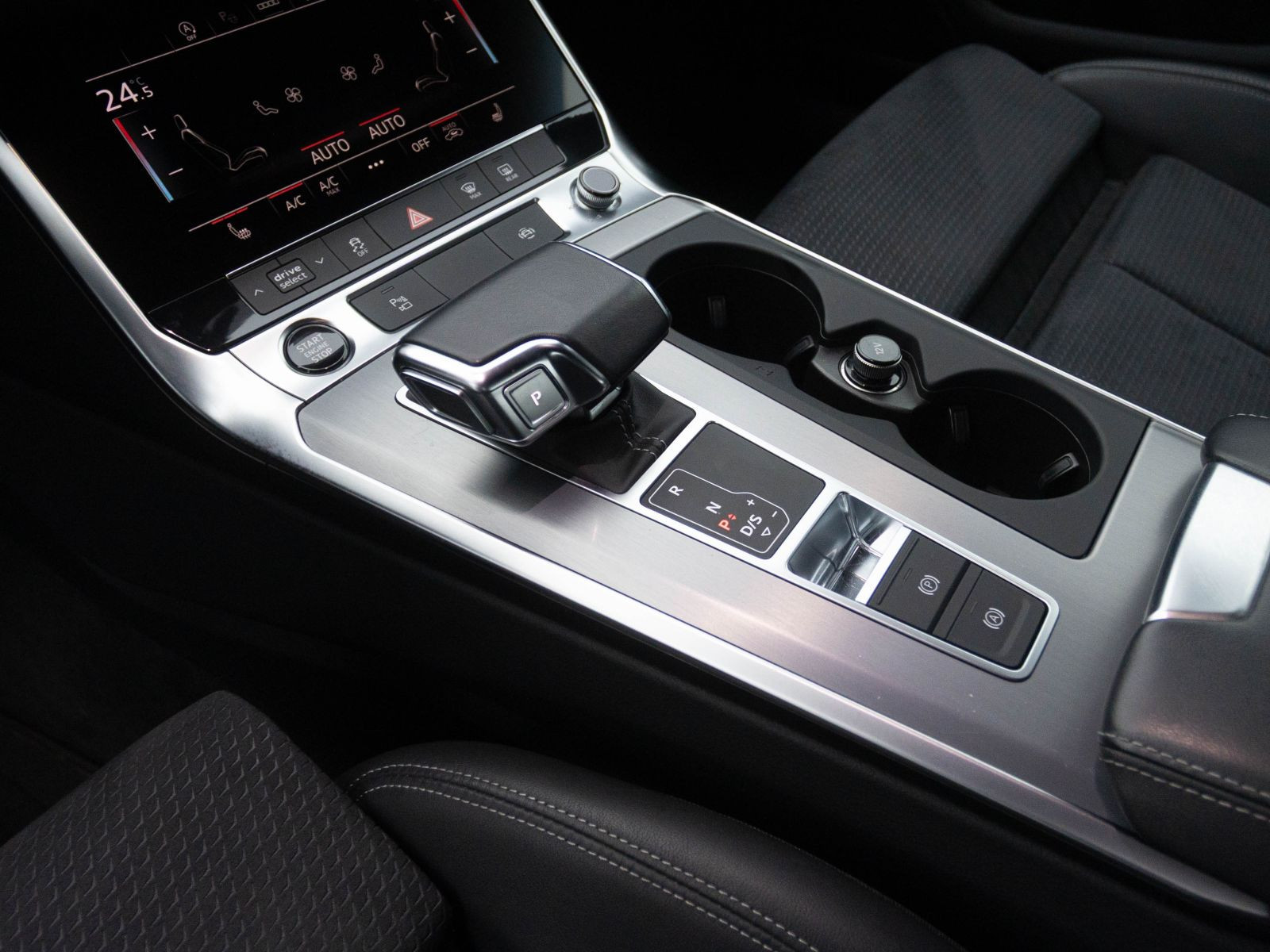 Audi A6 Limousine S line 40TDI qu. Stronic HUD AHK