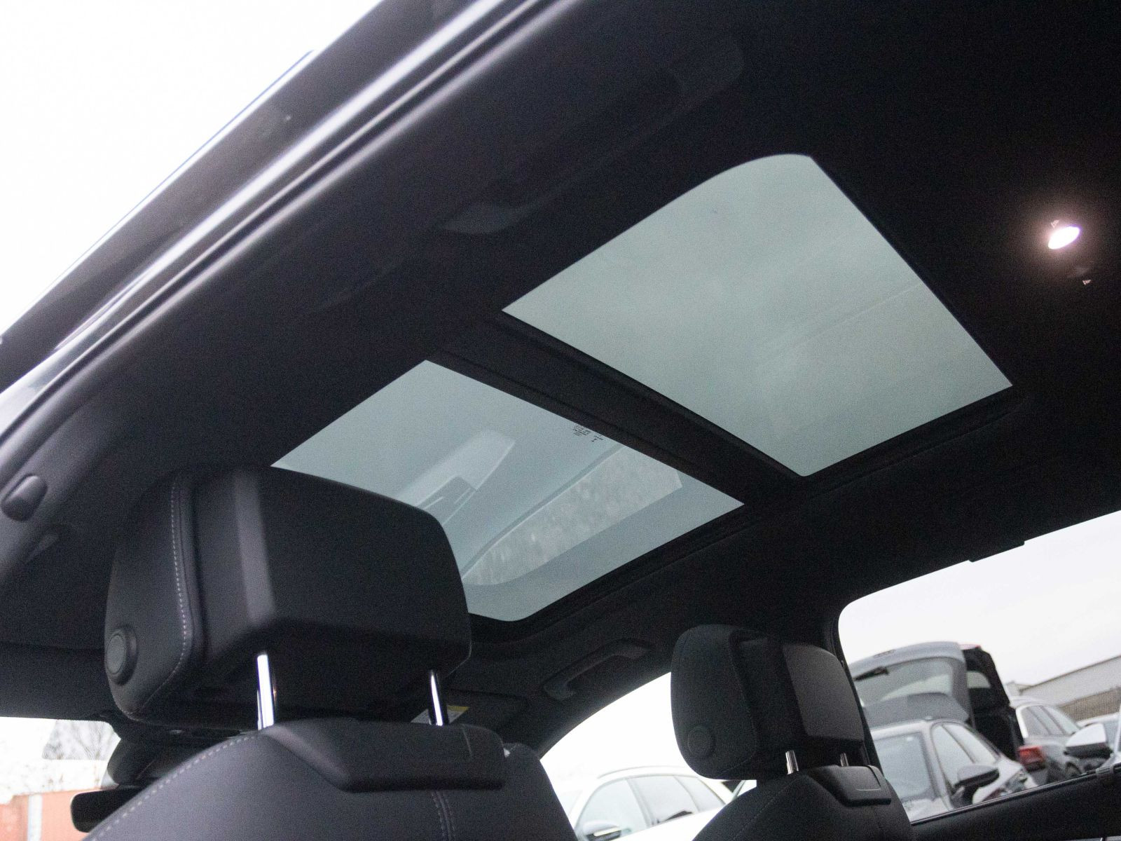 Audi A4 Avant S line 40TDI Stronic Navi ACC Panorama