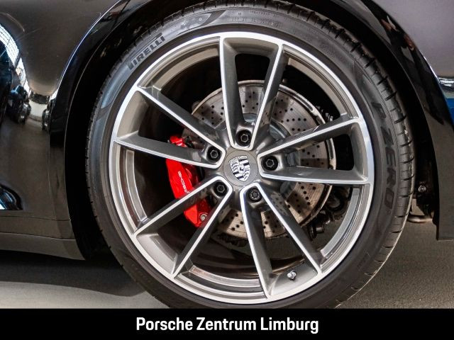 Porsche 992 911 Carrera 4S Sportabgas BOSE Rückfahrkamera