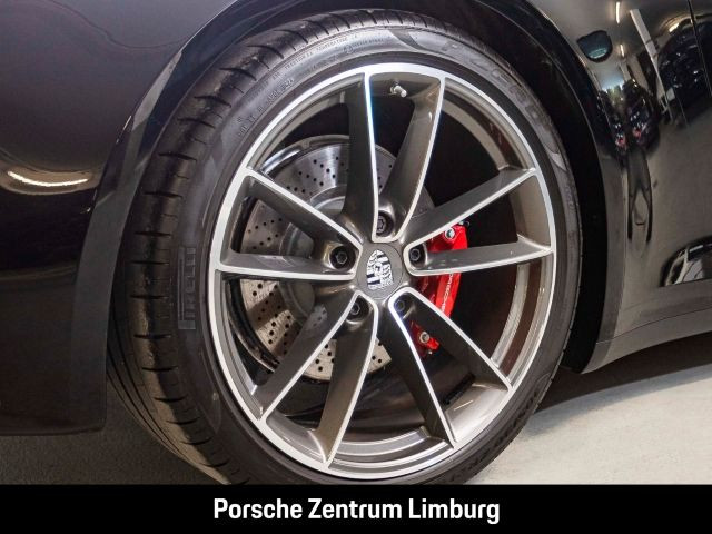 Porsche 992 911 Carrera 4S Sportabgas BOSE Rückfahrkamera