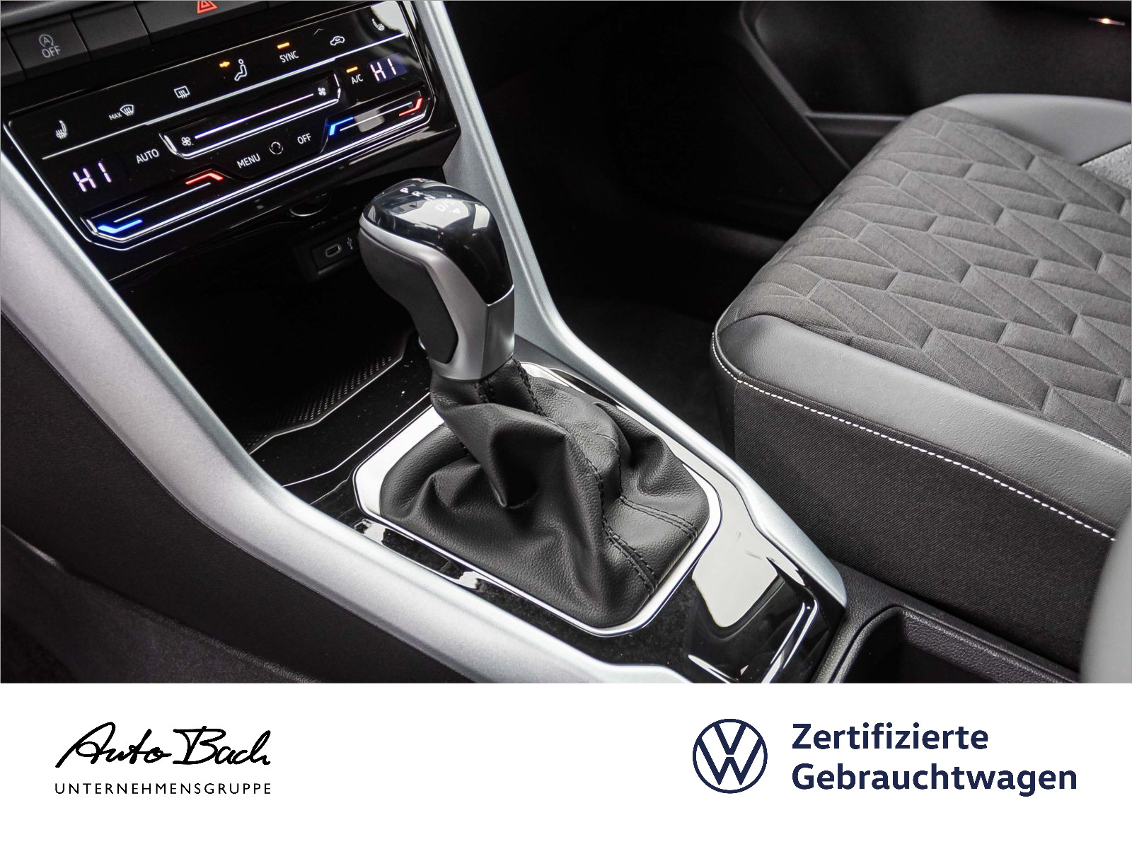 Volkswagen T-Roc Life 2.0TDI DSG Navi LED ACC CarPlay AHK