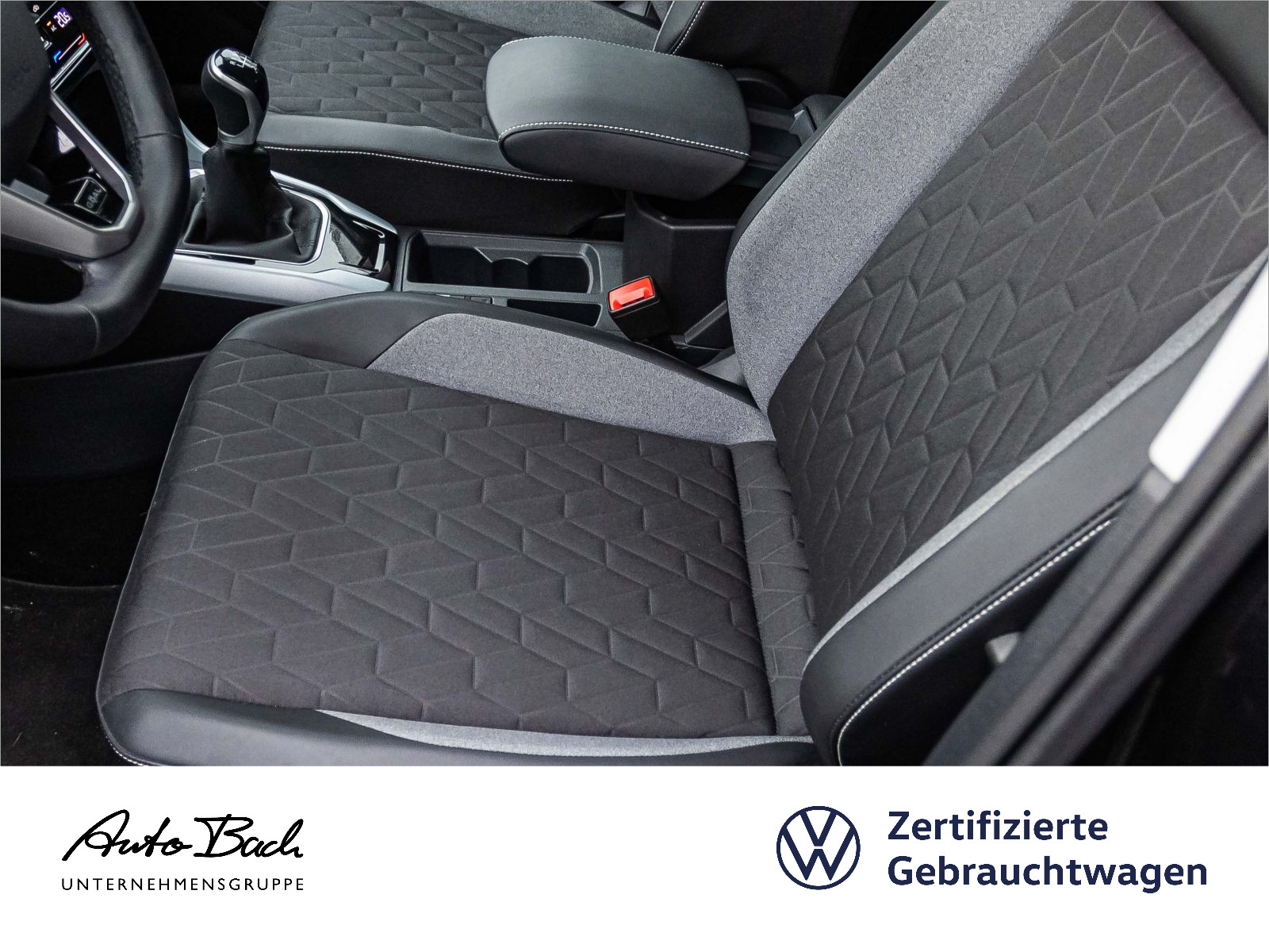 Volkswagen T-Roc Life 1.0TSI Navi LED ACC CarPlay EPH DAB