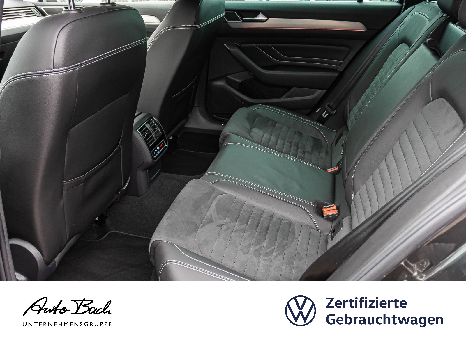 Volkswagen Passat Variant 1.5 TSI Elegance, LED-Matrix, Navi, Rückfahrkamera, App-Connect