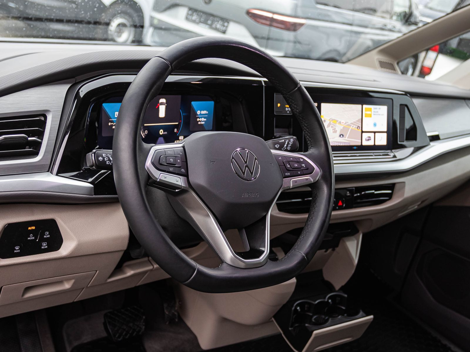 Volkswagen Multivan Life 2.0TSI DSG Navi LED EPH ACC CarPlay