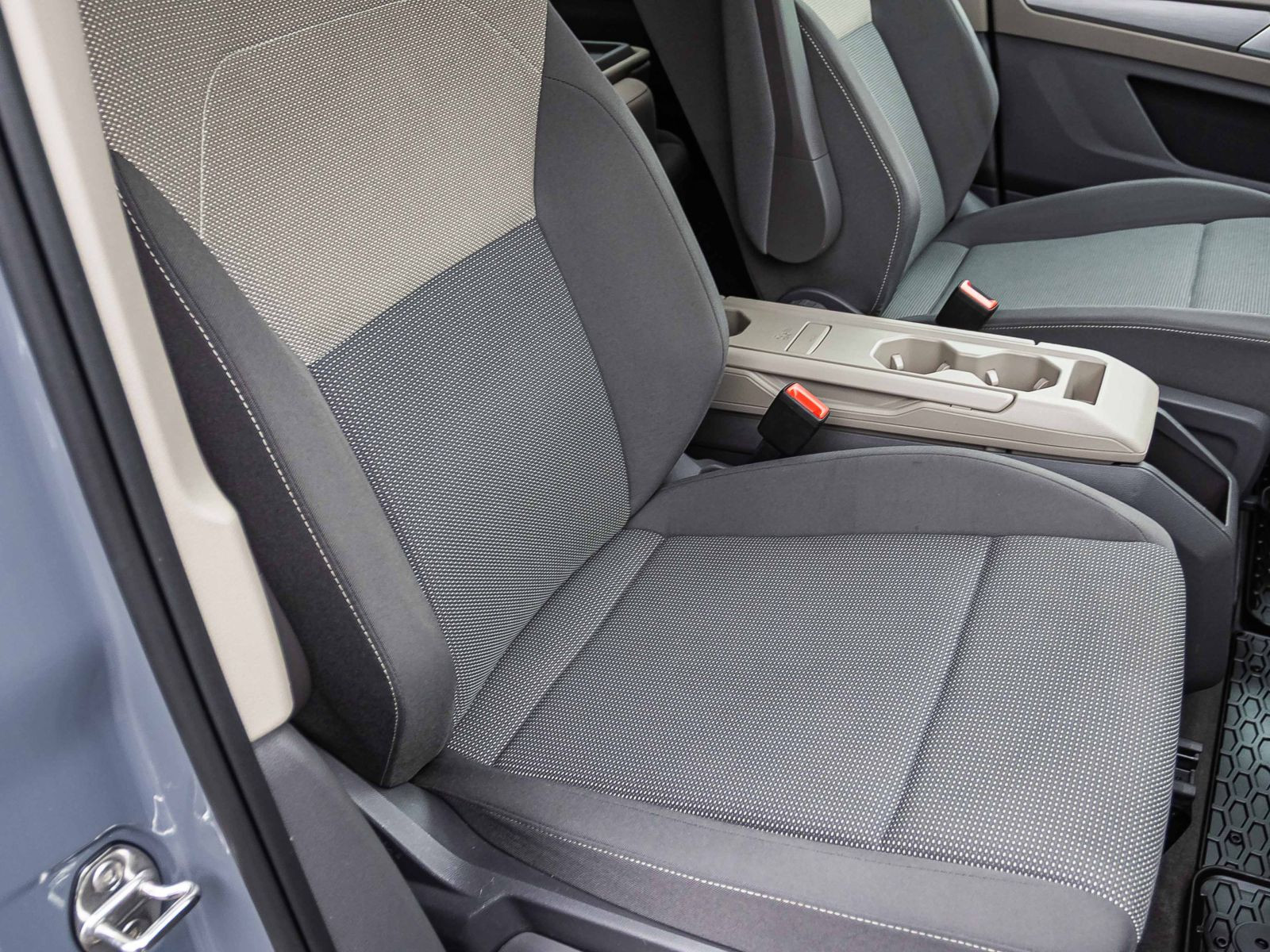 Volkswagen Multivan Life 2.0TSI DSG Navi LED EPH ACC CarPlay