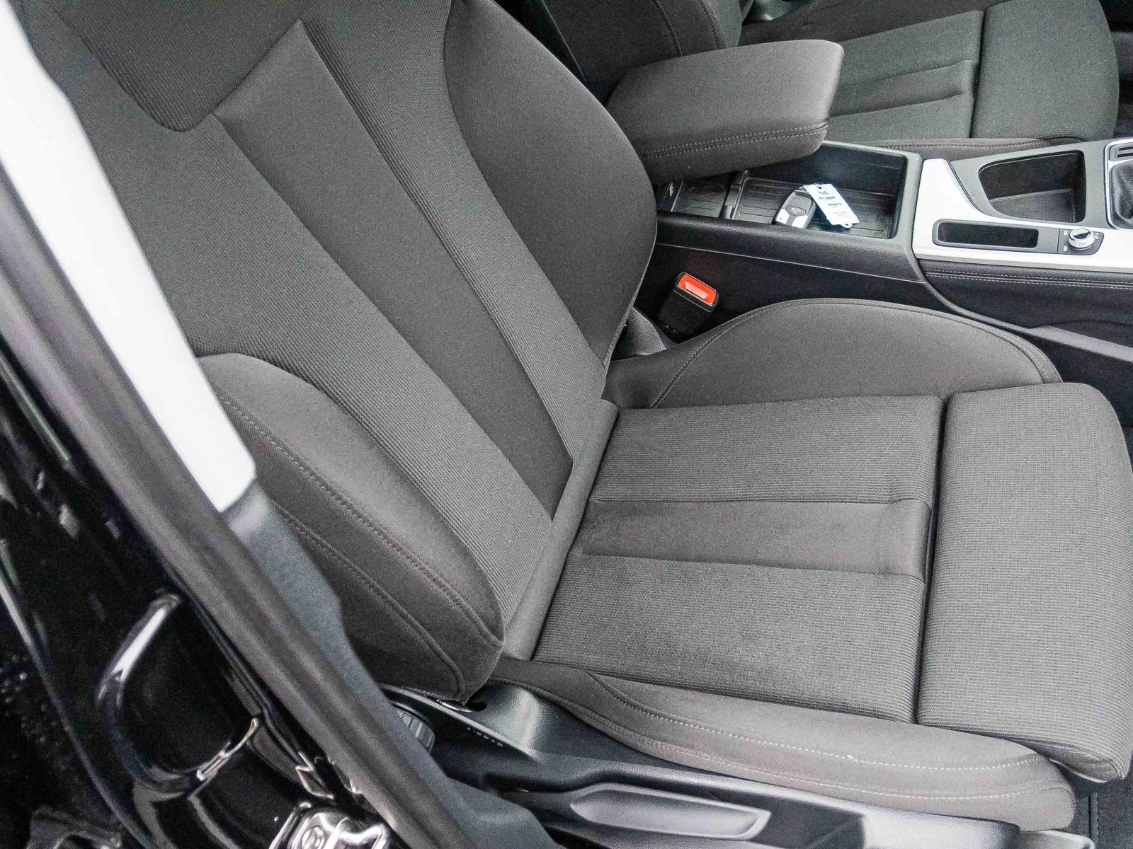 Audi A4 Avant Advanced 35TFSI Navi LED GRA Sitzhzg