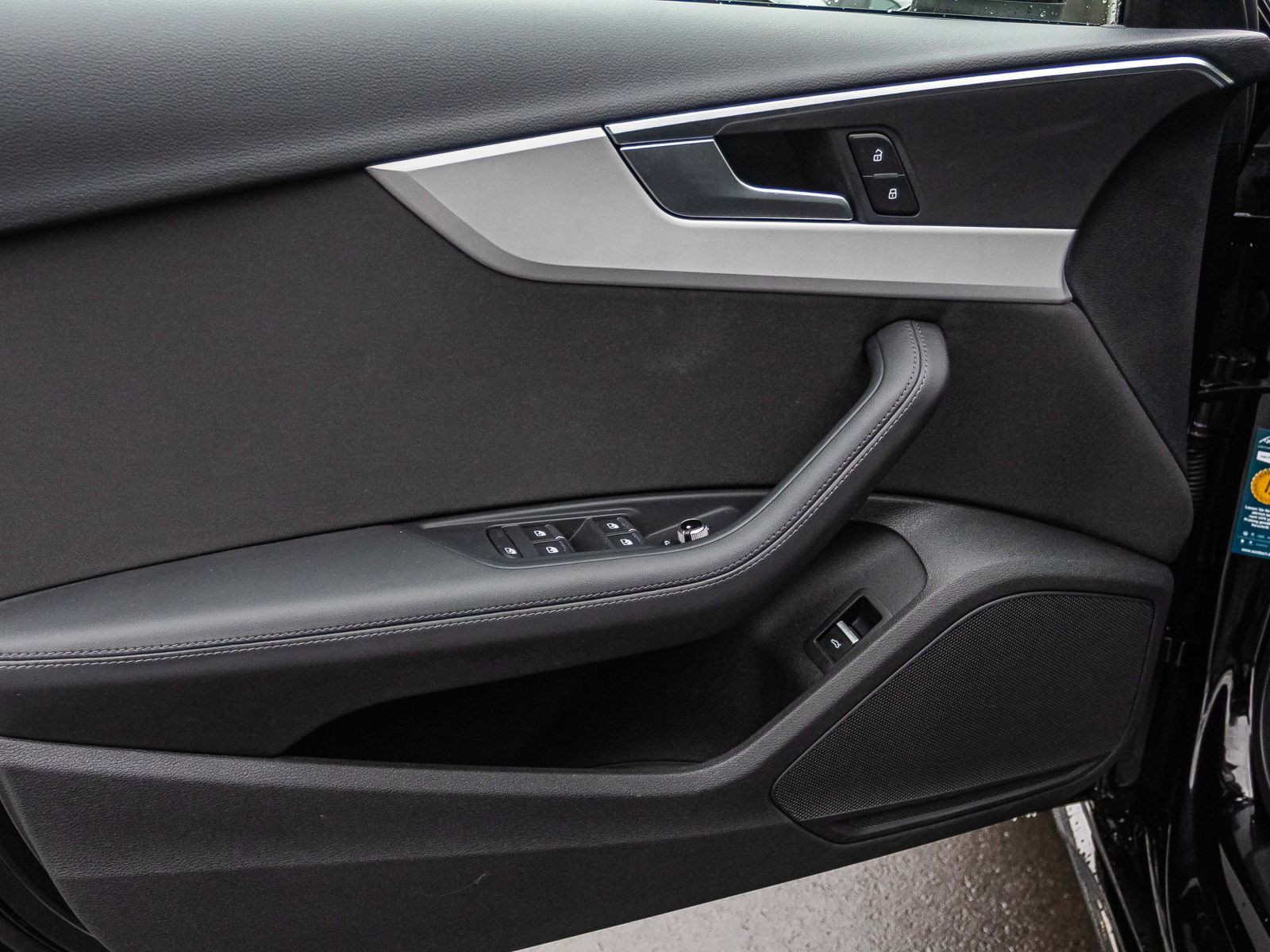 Audi A4 Avant Advanced 35TFSI Navi LED GRA Sitzhzg