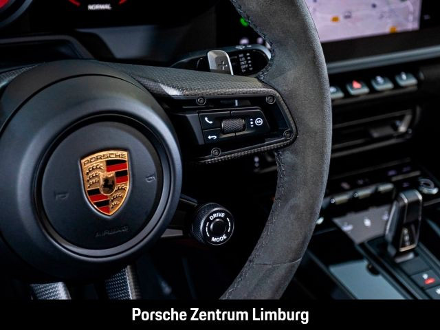 Porsche 992 911 Carrera 4 GTS Cabrio Burmester InnoDrive